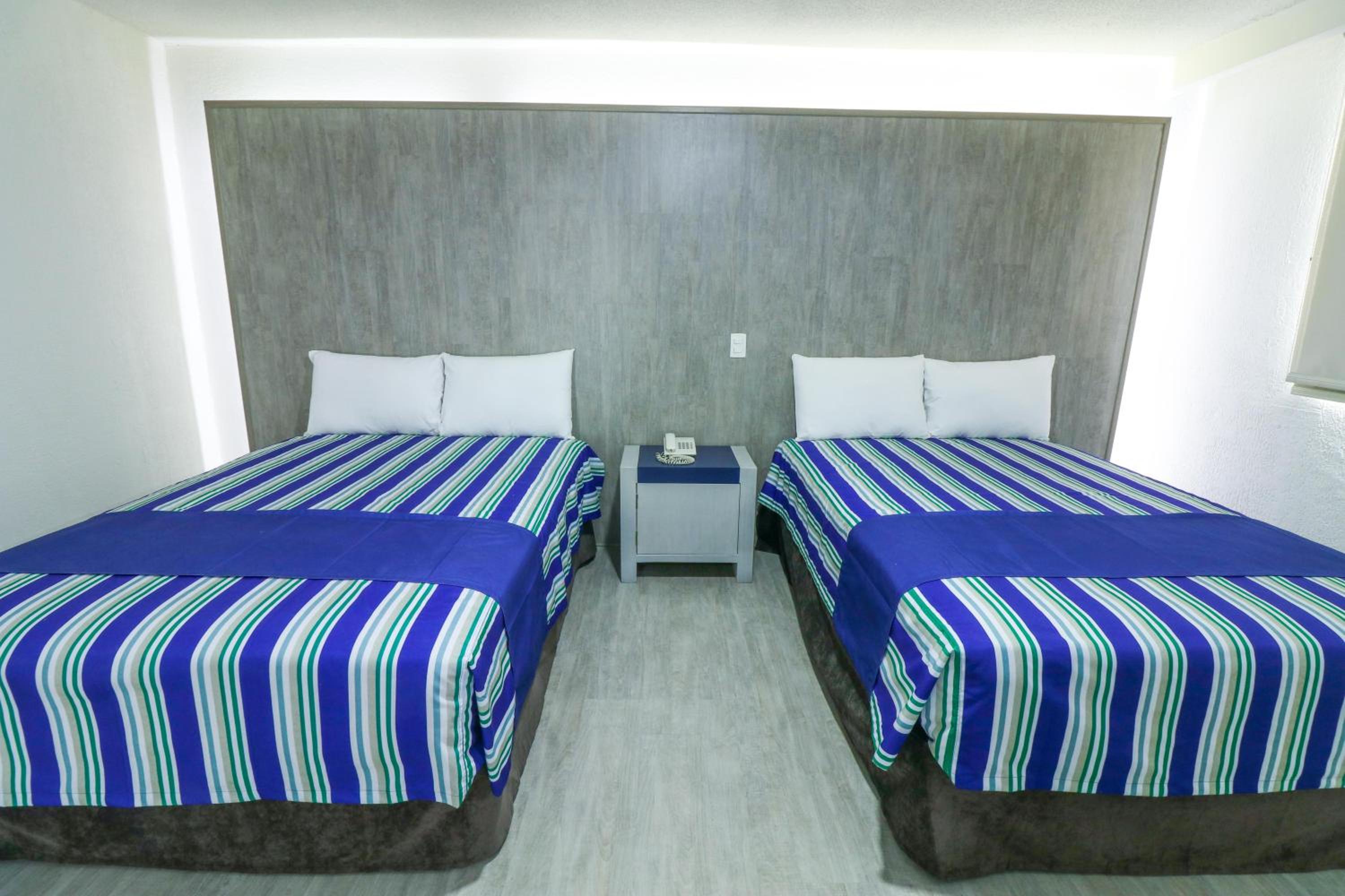 Superior Twin Room photo 2