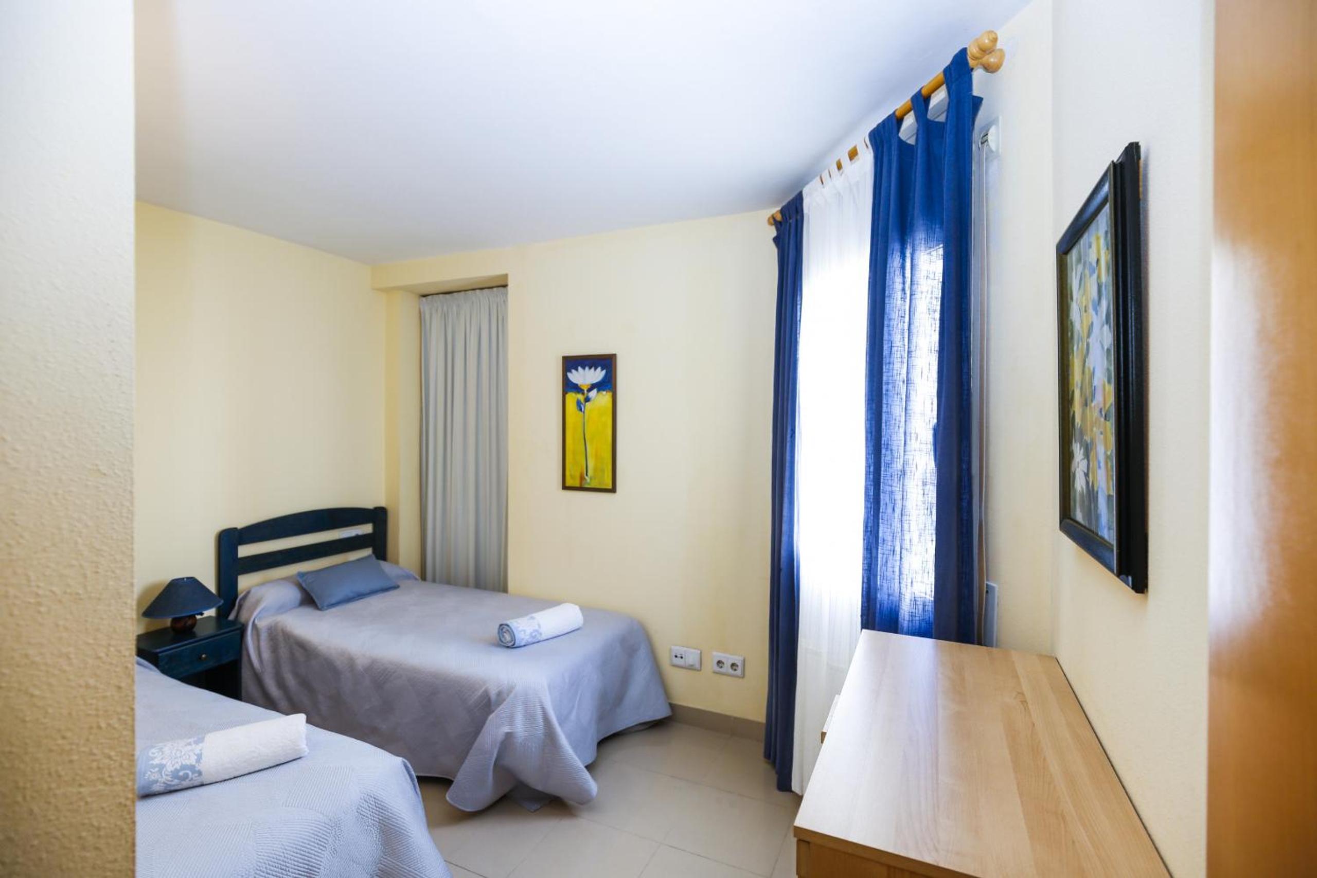 Apartment with Terrace - Photo 21
