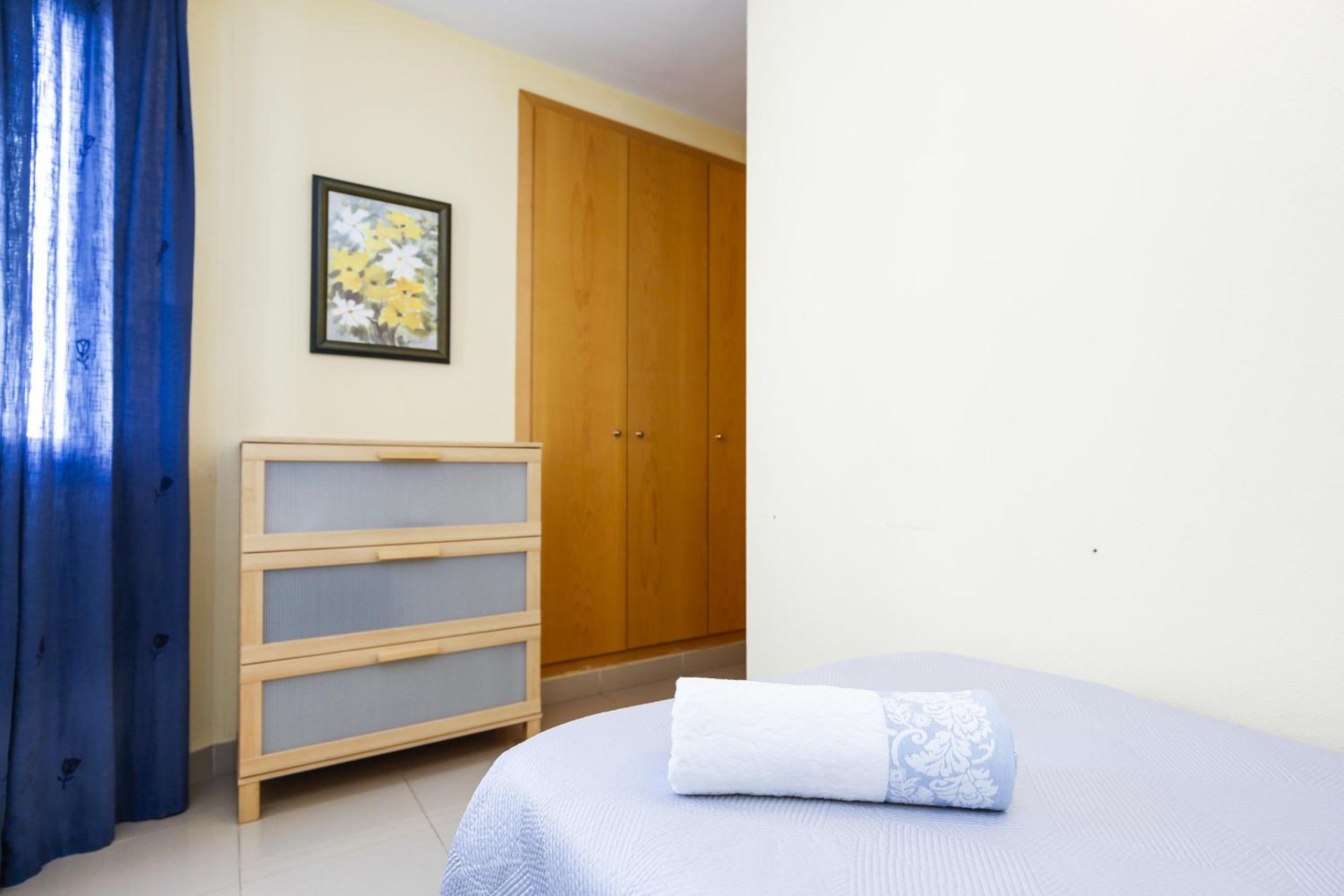 Apartment with Terrace - Photo 8