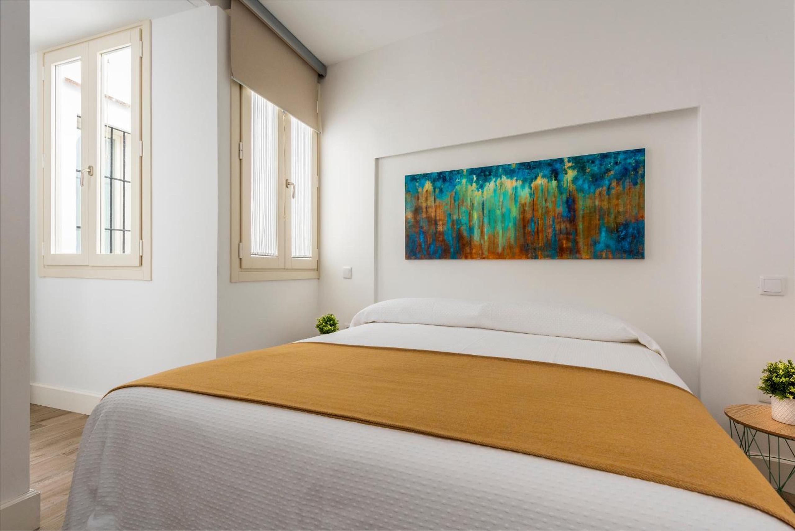 Duplex Two-Bedroom Apartment with Terrace - Photo 10