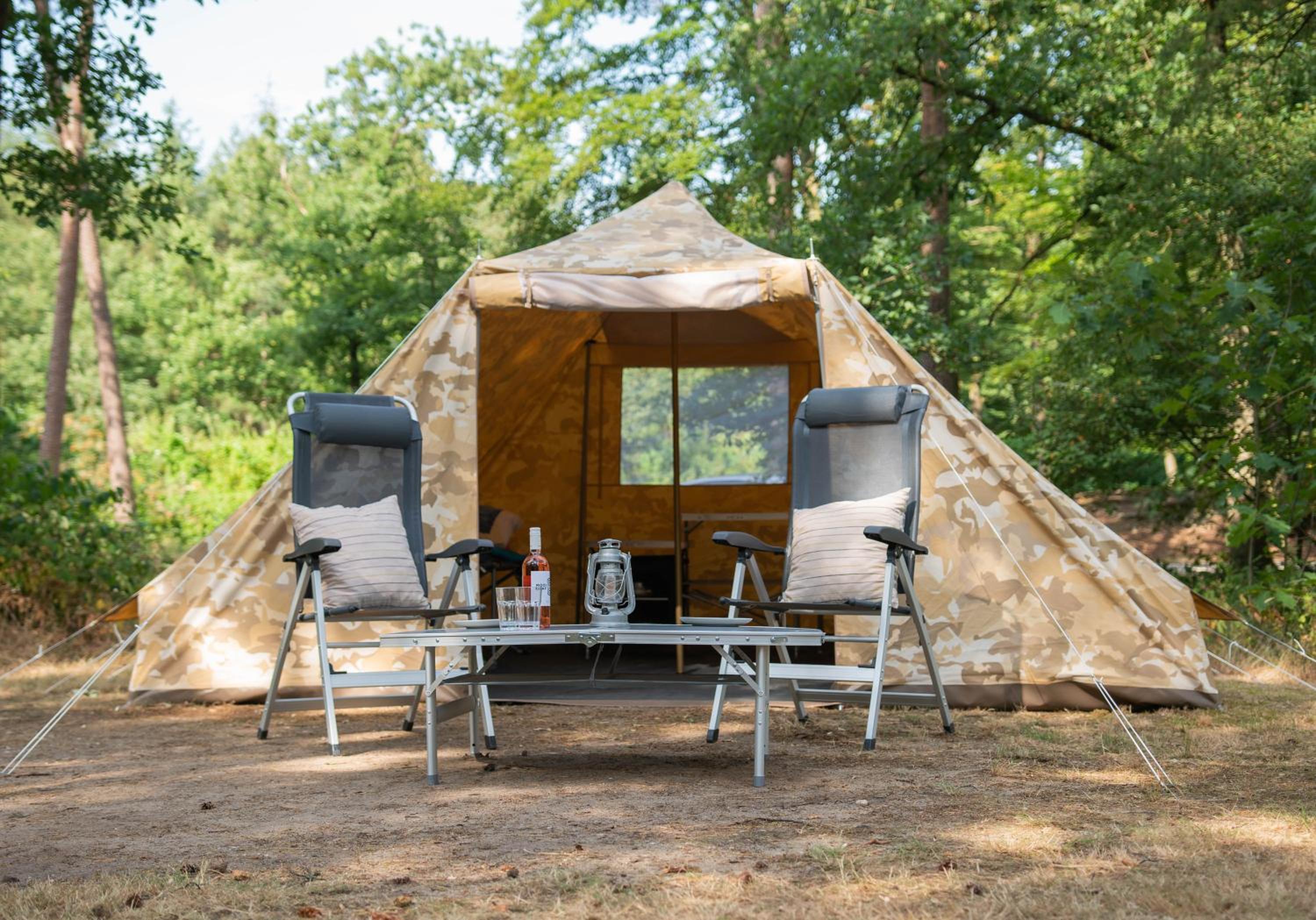 Hoteltent photo 1