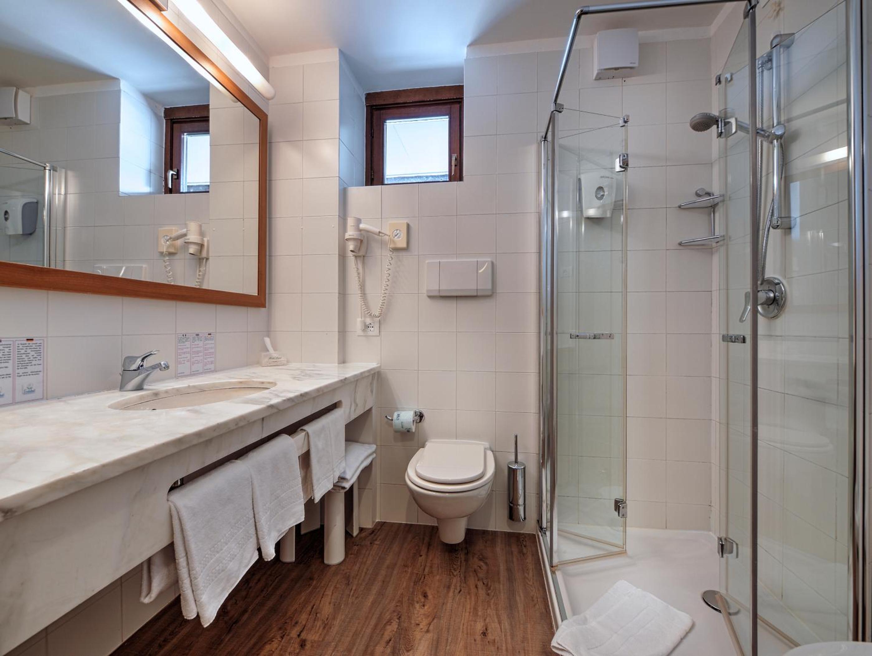 Deluxe Double Room - Photo 5