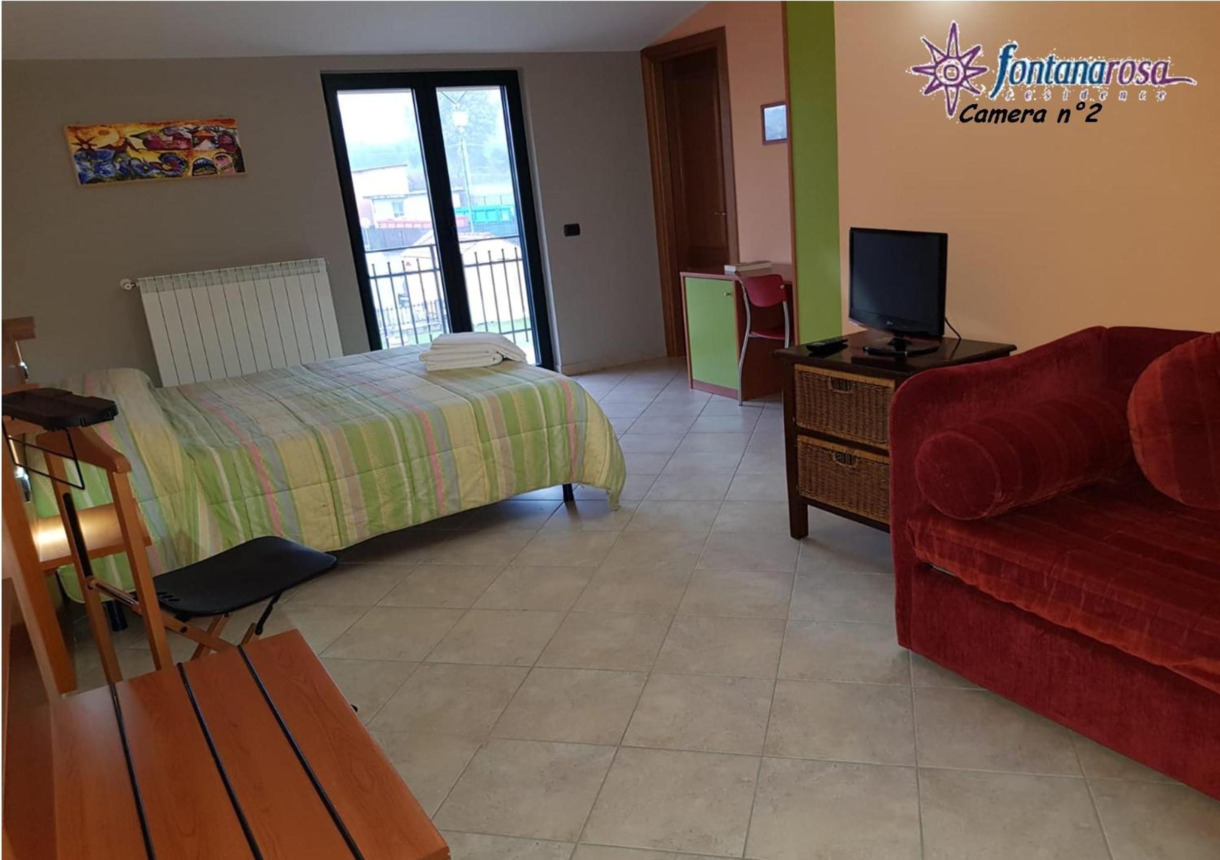 Deluxe Double Room with Balcony photo 3