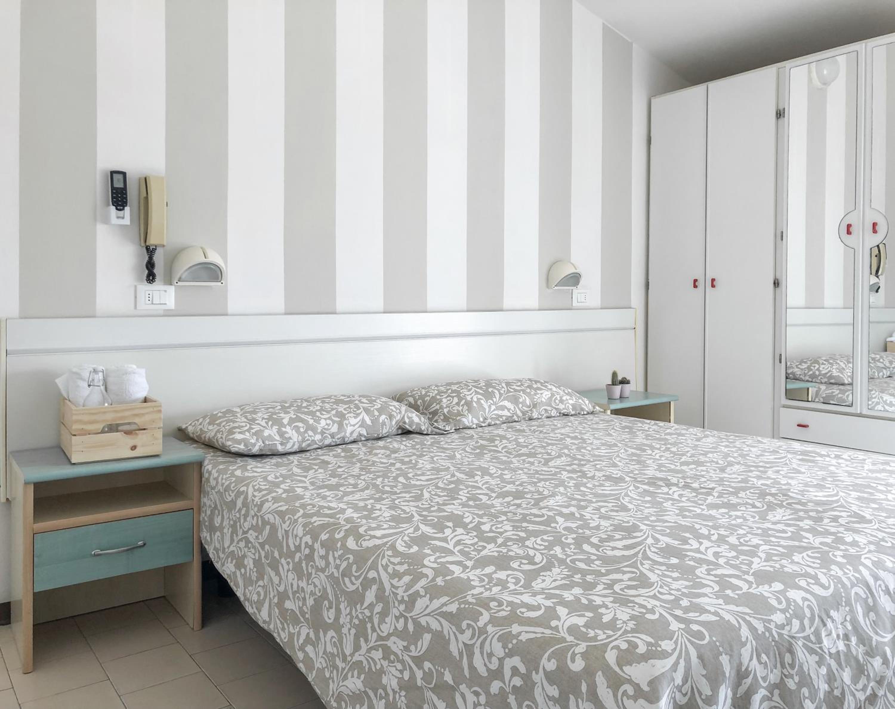 Standard Quadruple Room - Photo 2