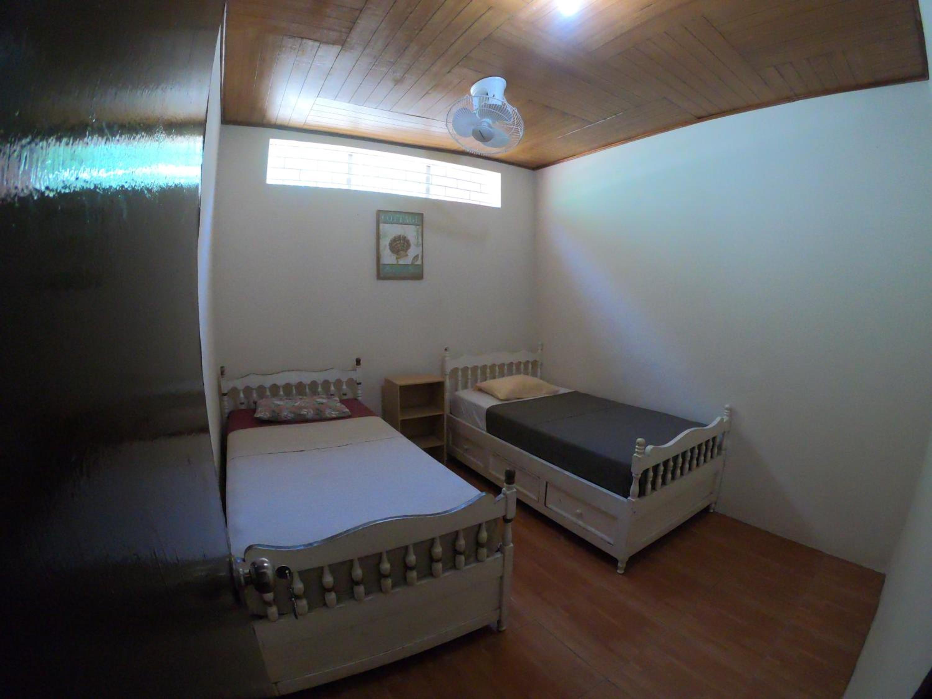 Small Twin Room photo 3