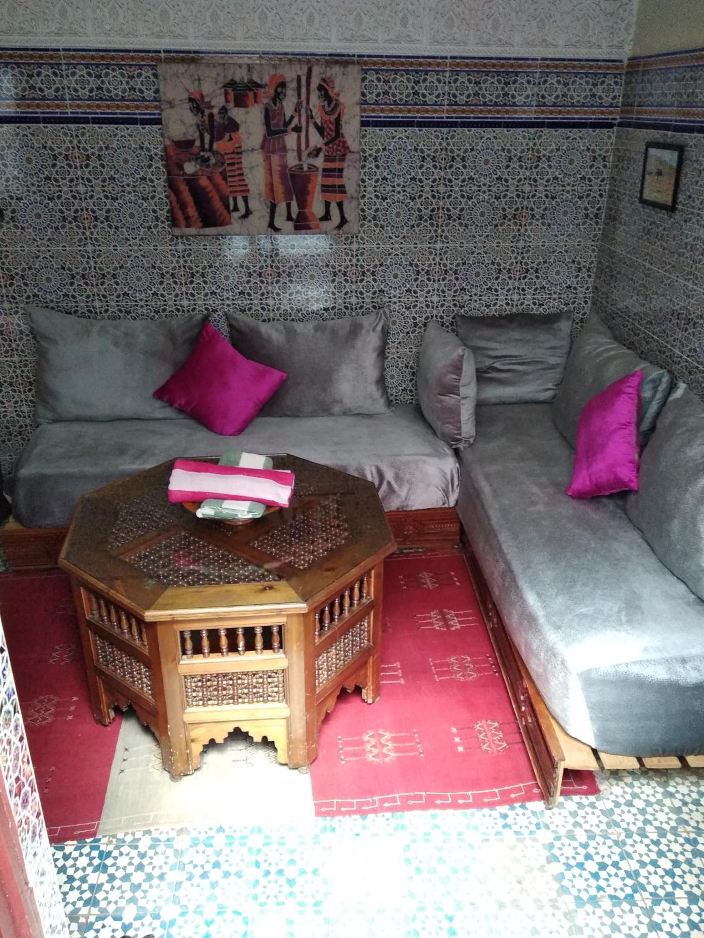 Royal Twin Room - Photo 9