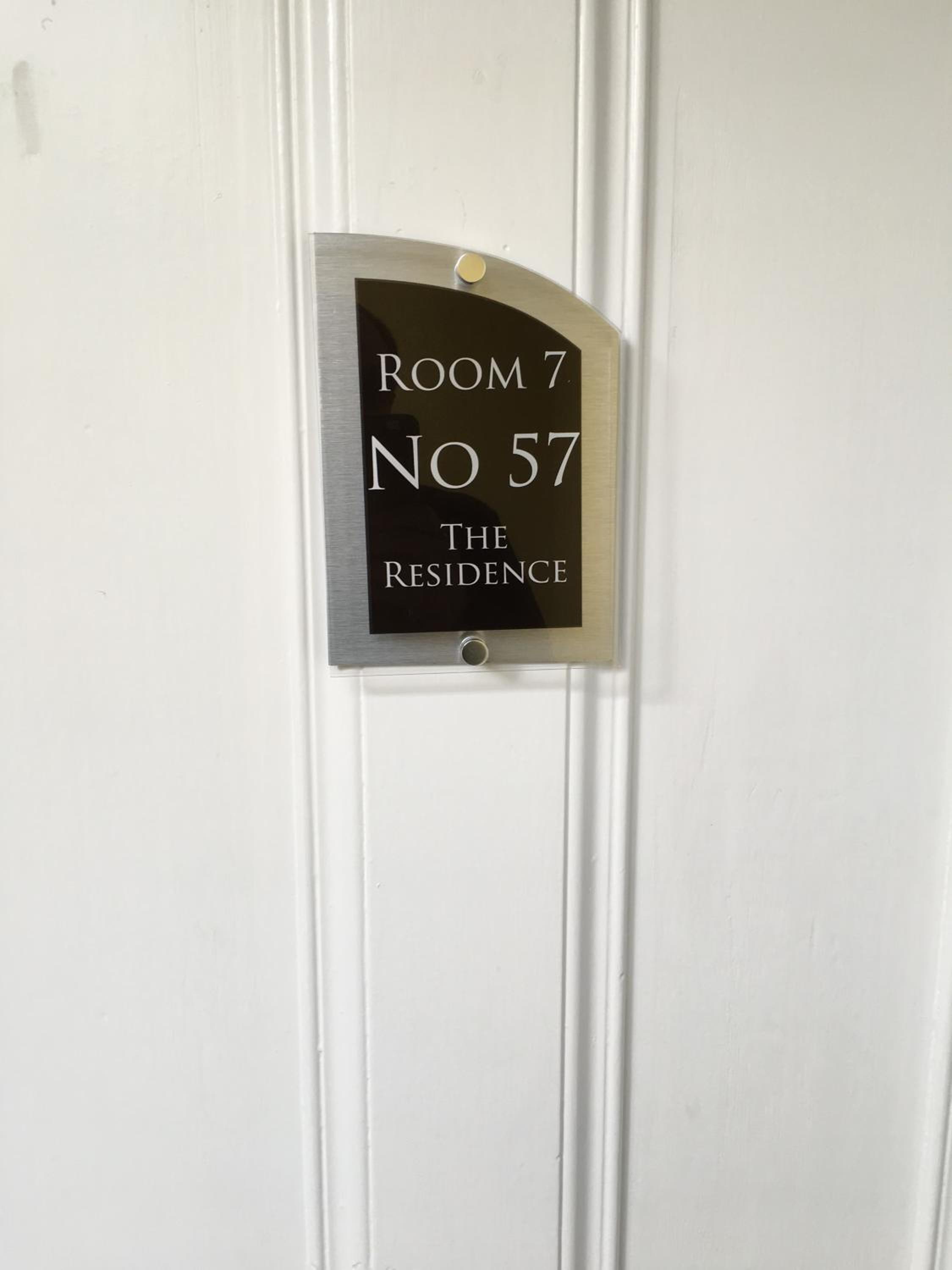 Standard Double Room - Photo 8