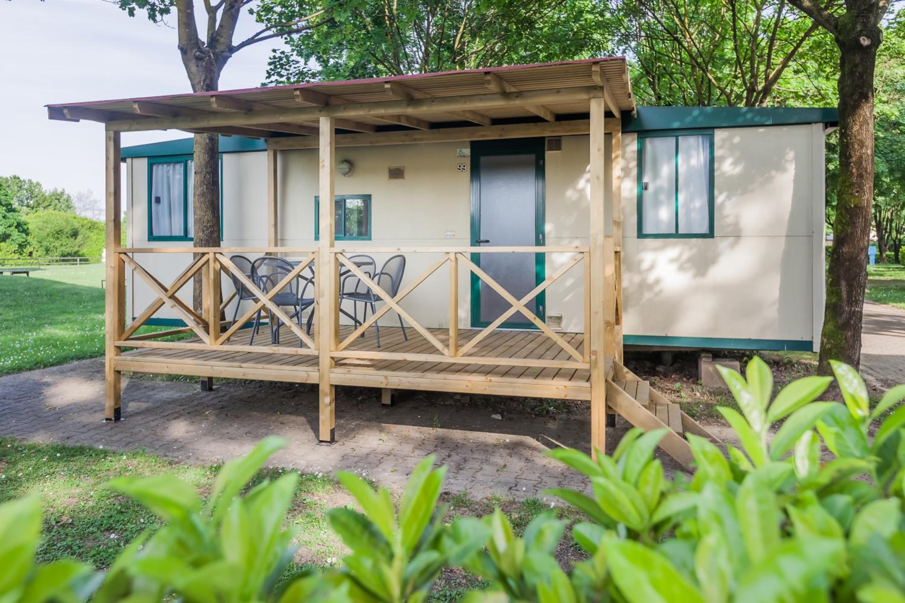 Mobile Home - Photo 5