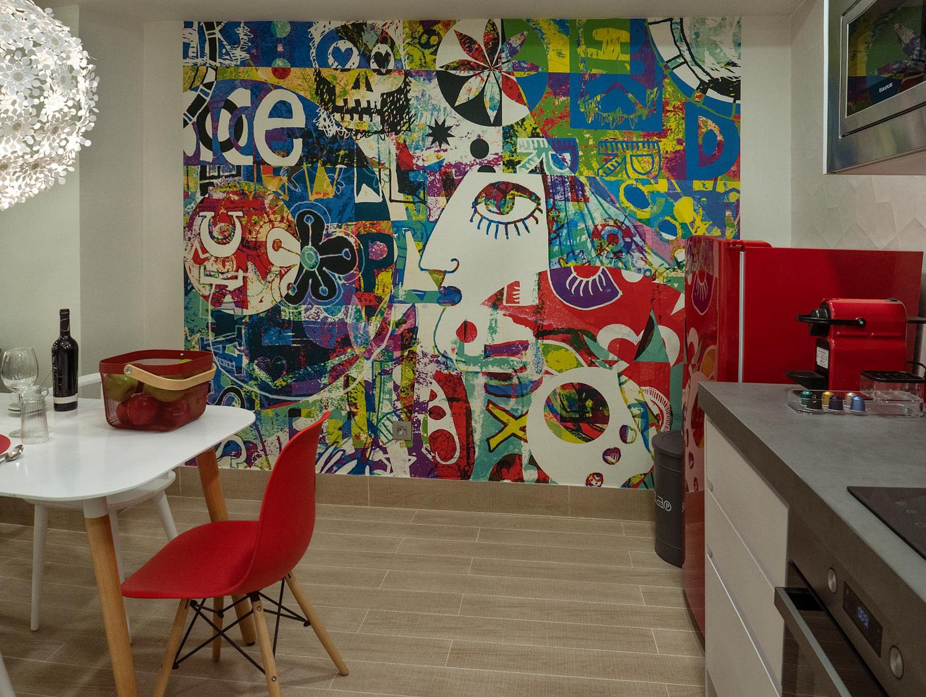 One-Bedroom Apartment - Photo 9