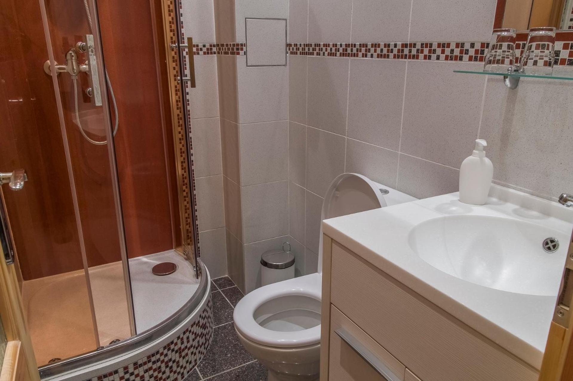 Deluxe Double Room with Extra Bed photo 3