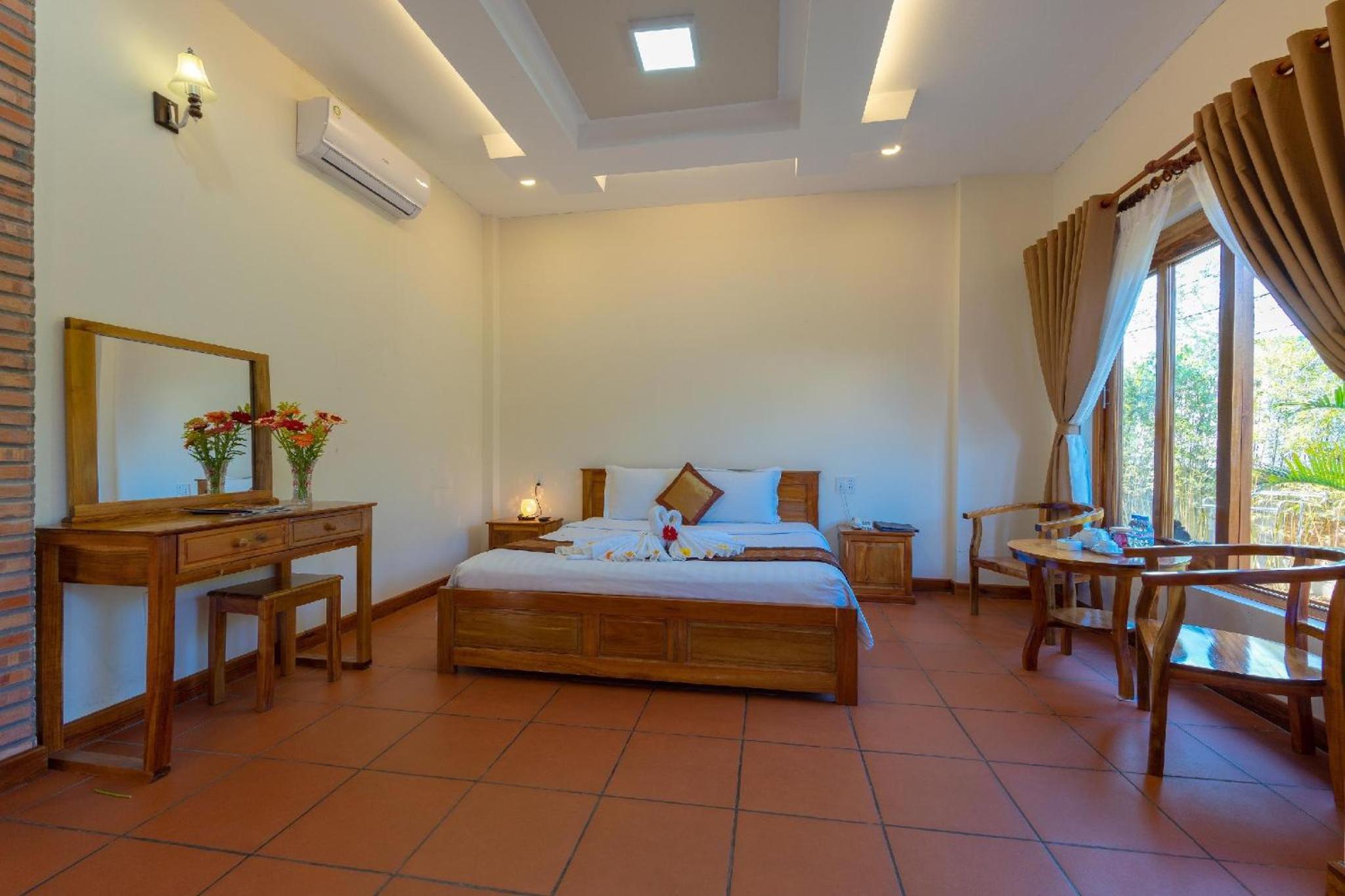 Deluxe Bungalow - Photo 10