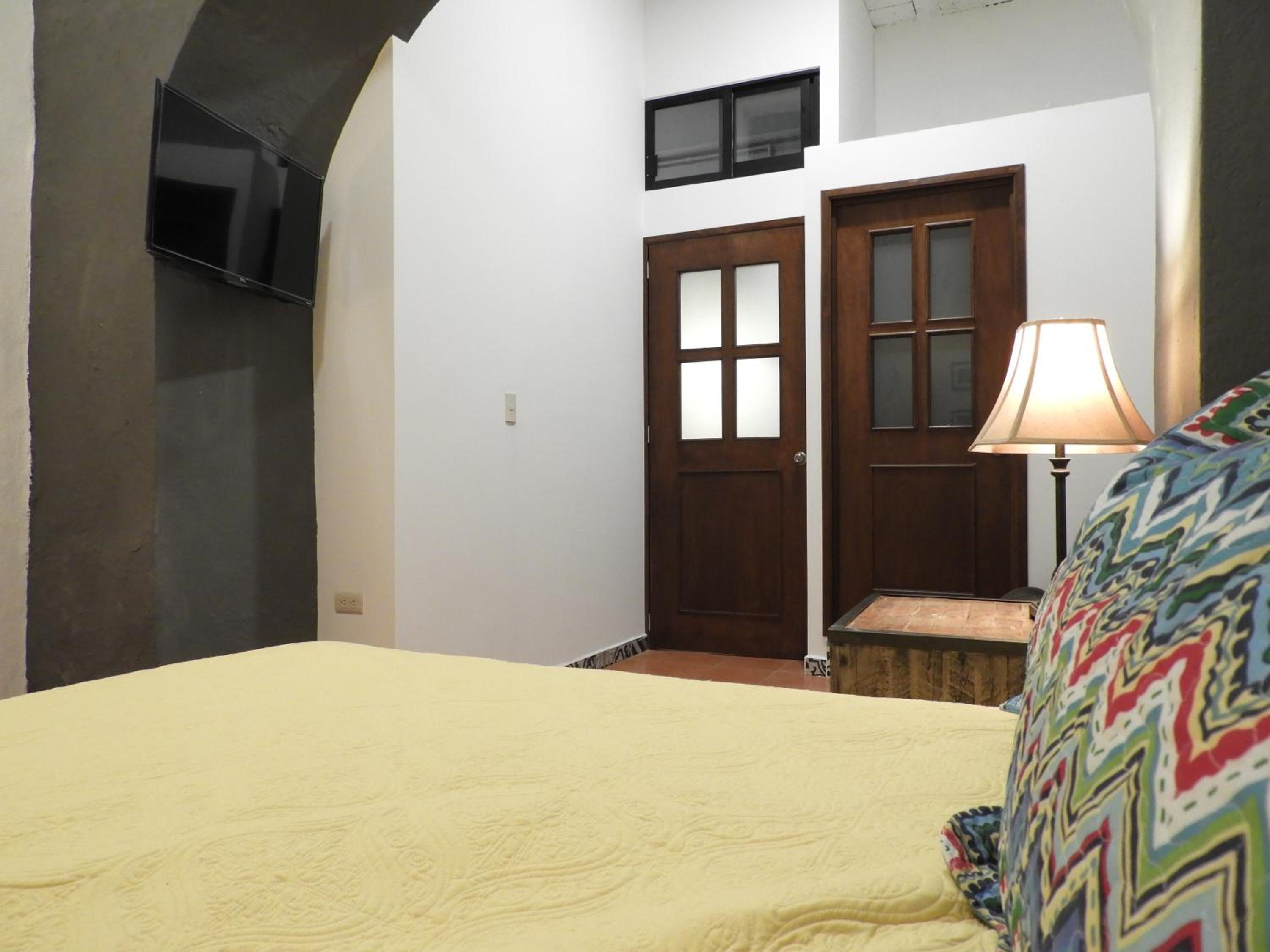 Studio Apartment photo 2