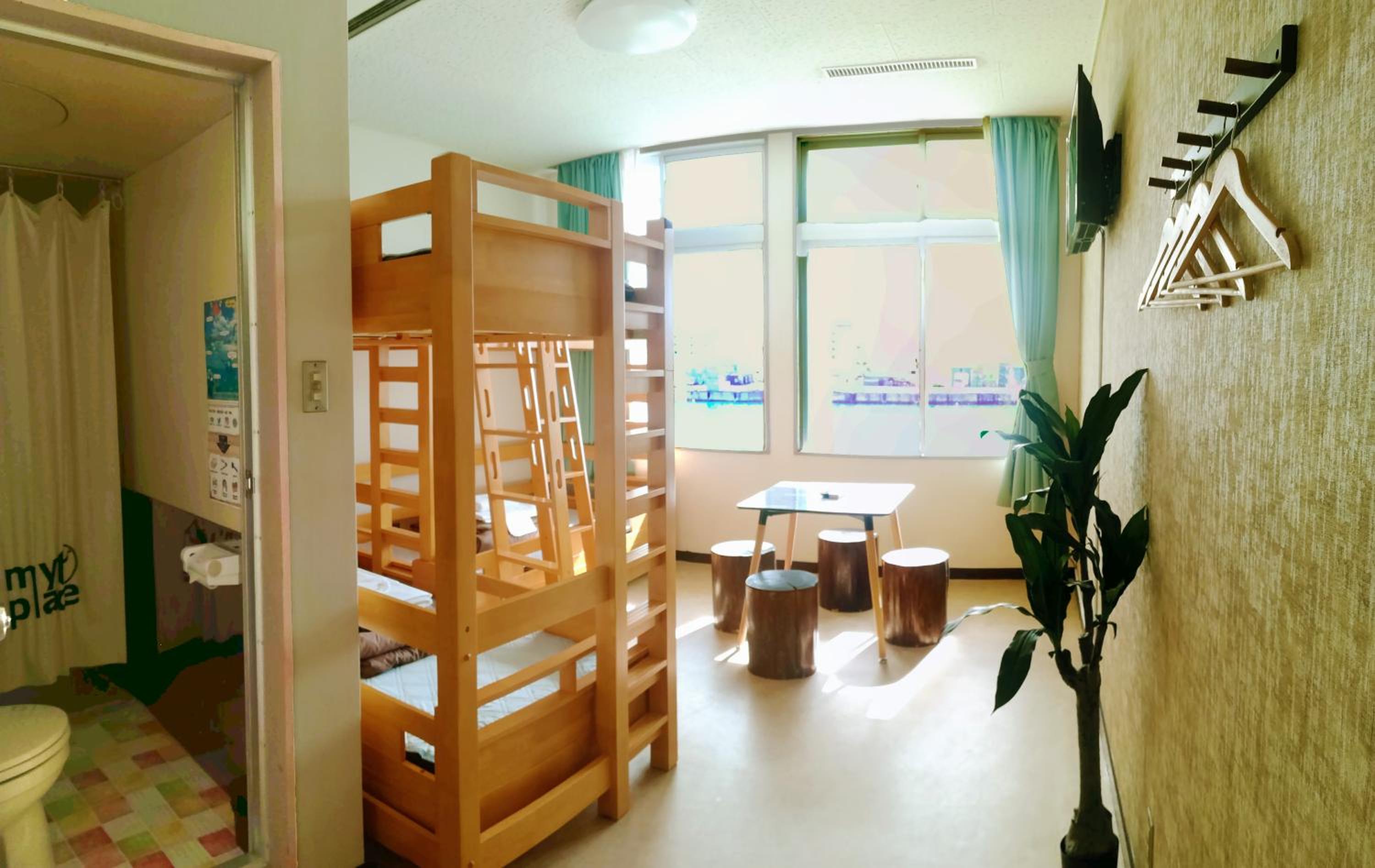 Four-Beds Private Room with Private Bathroom photo 1