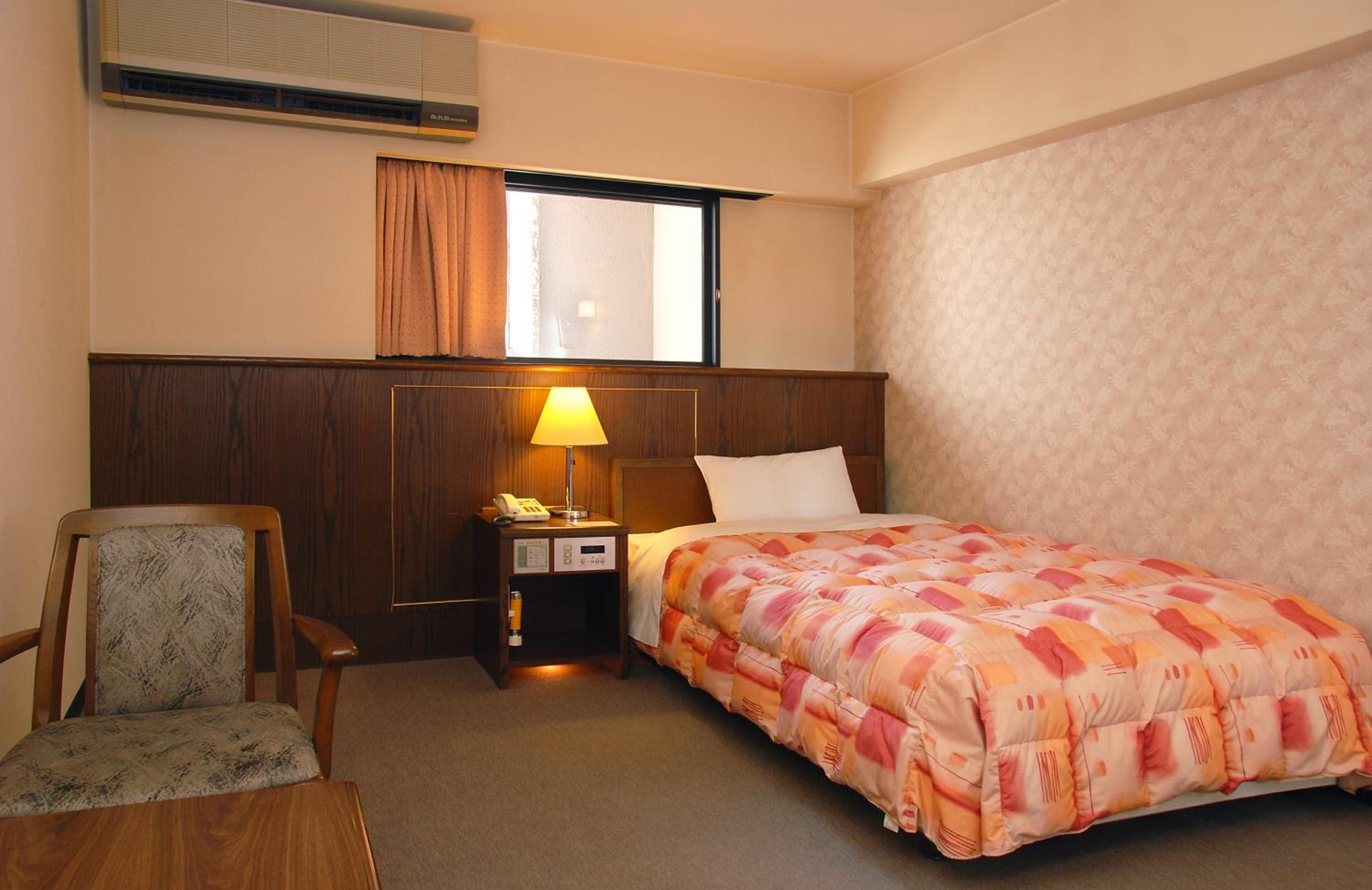 Deluxe Single Room - Smoking