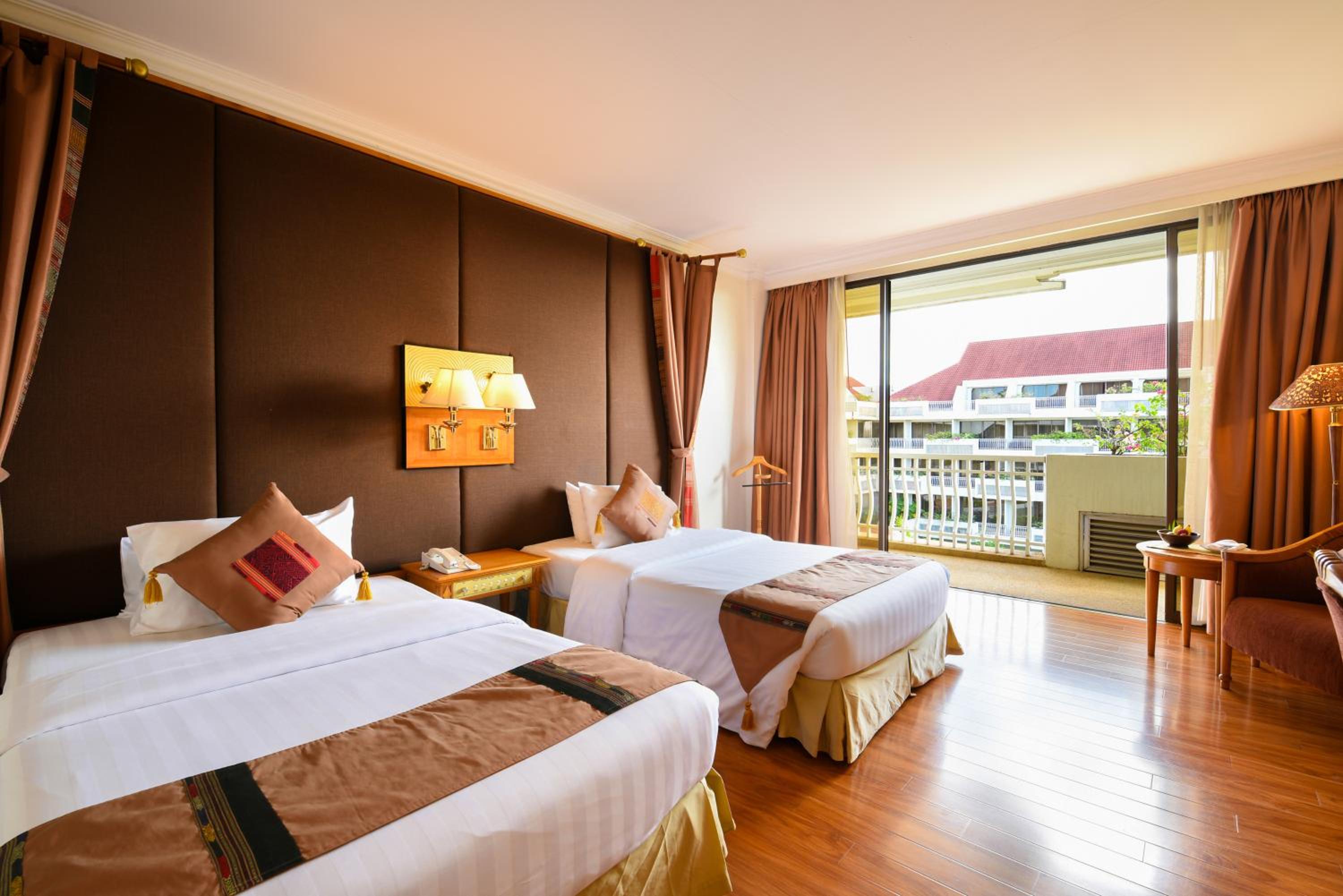 Deluxe Twin Room - Photo 4