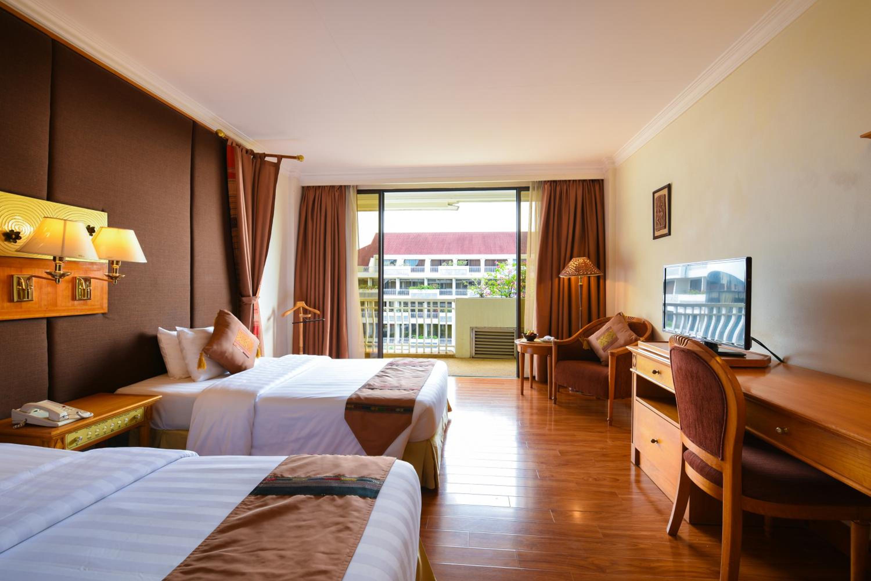 Deluxe Twin Room - Photo 3