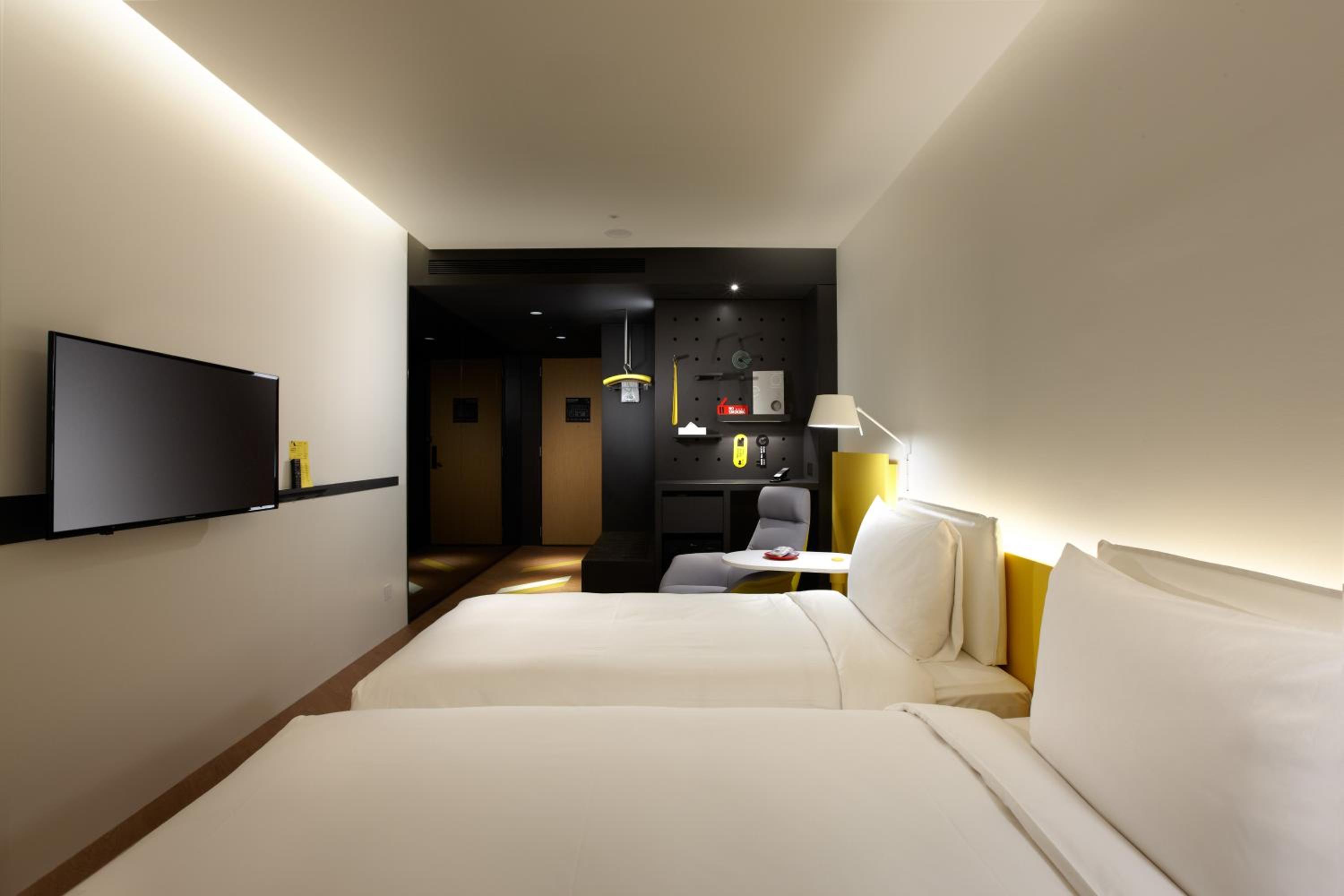 Standard Twin Room photo 3
