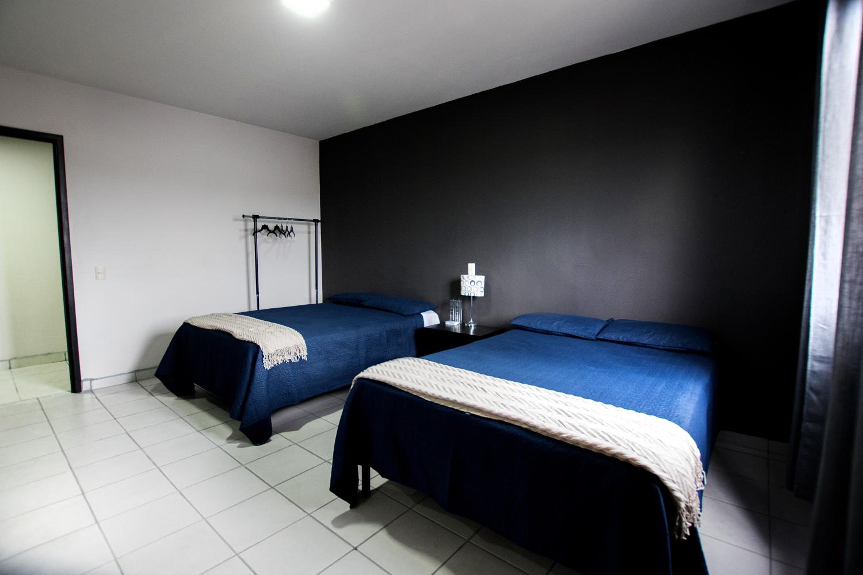 Double Room - Photo 5