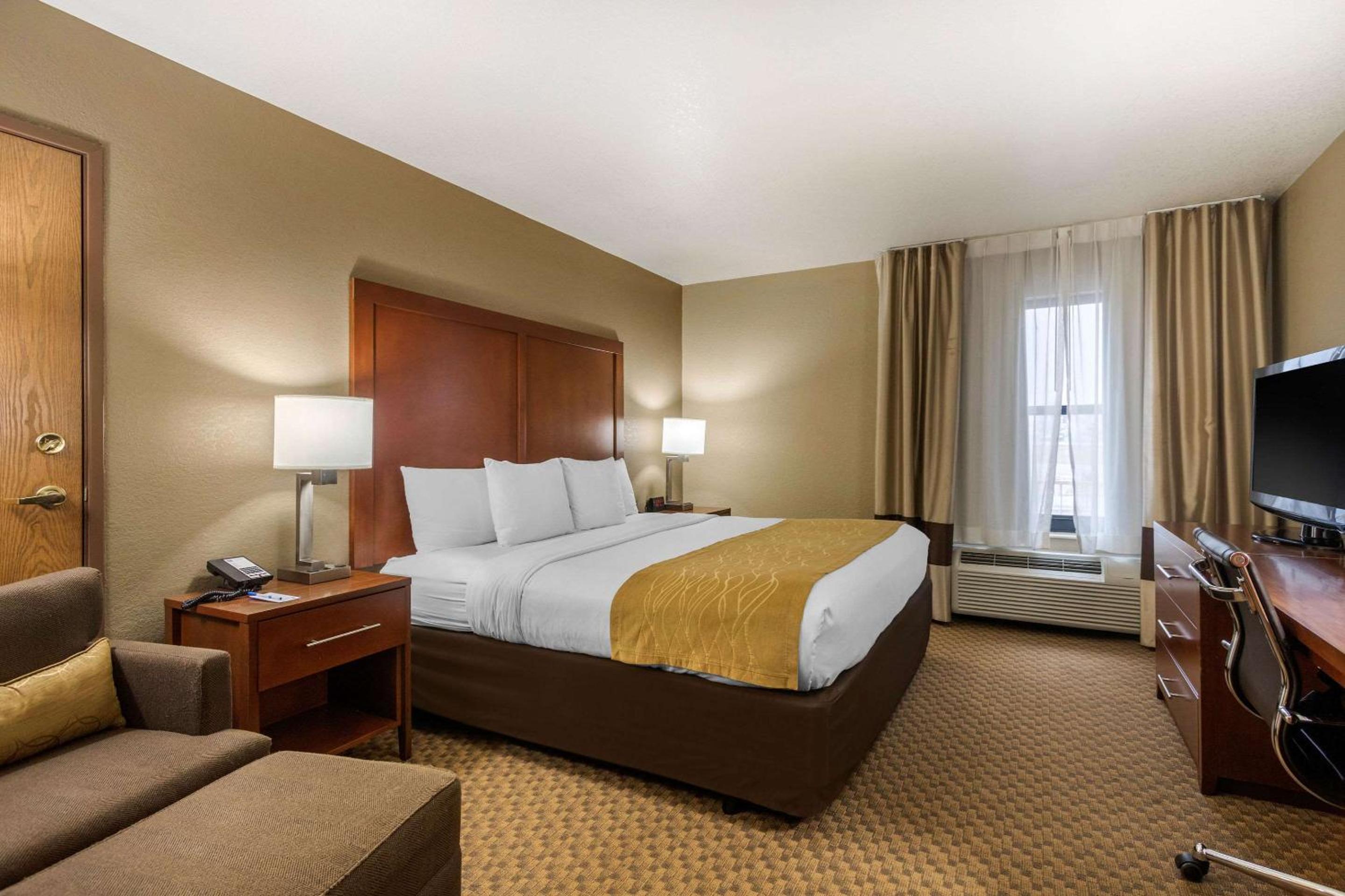 King Room - Disability Access/Non-Smoking/1st Floor - Photo 1