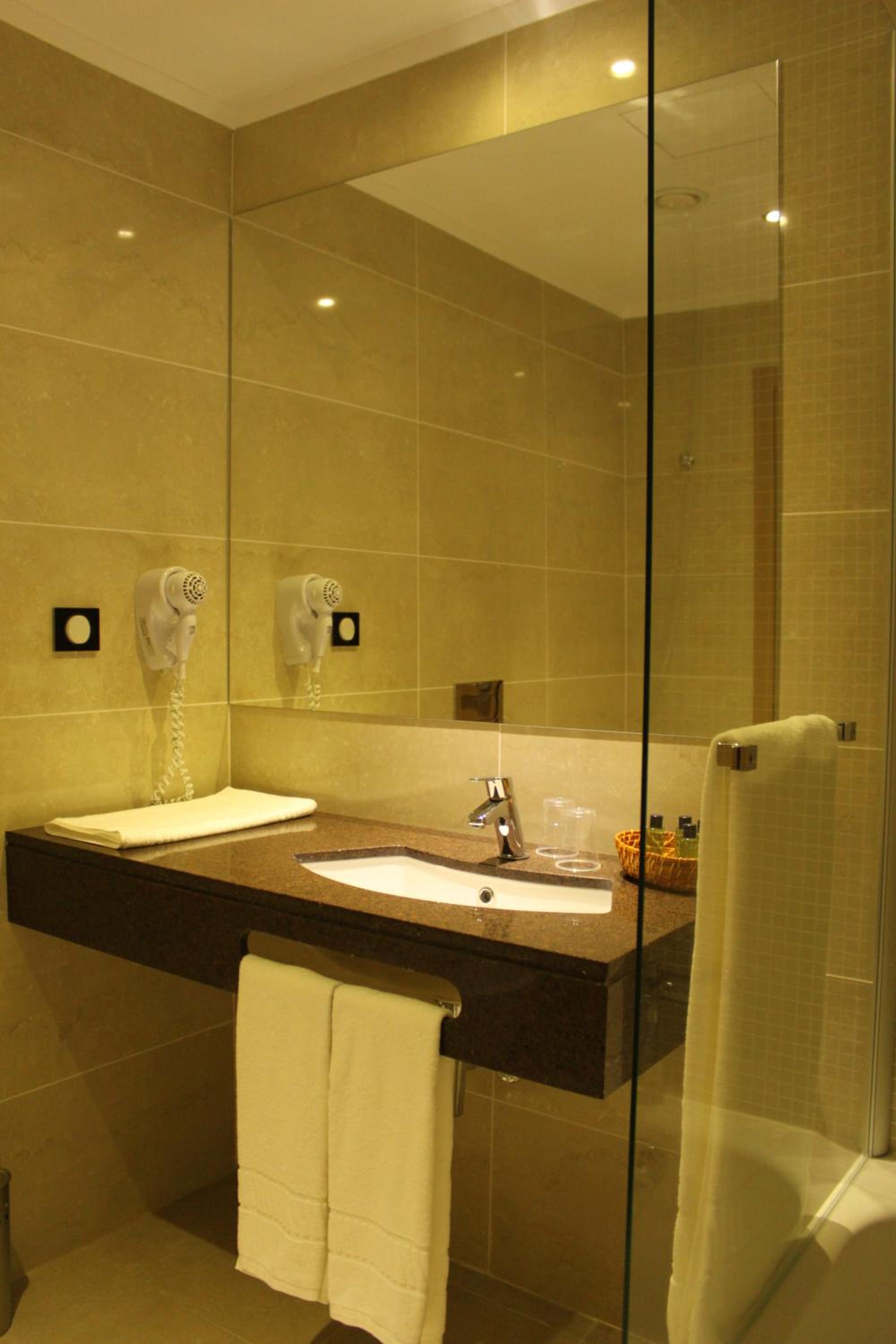 Superior Double or Twin Room - Photo 4