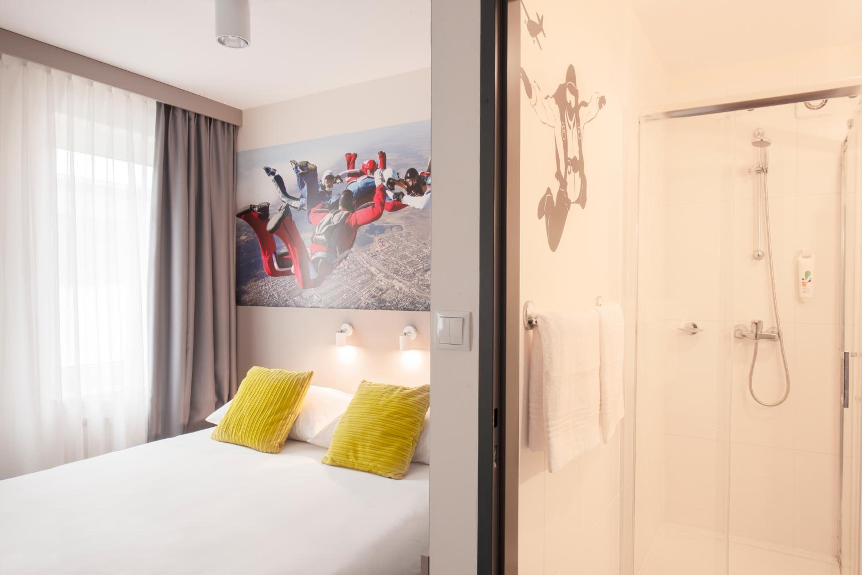 Standard Double Room - Photo 4