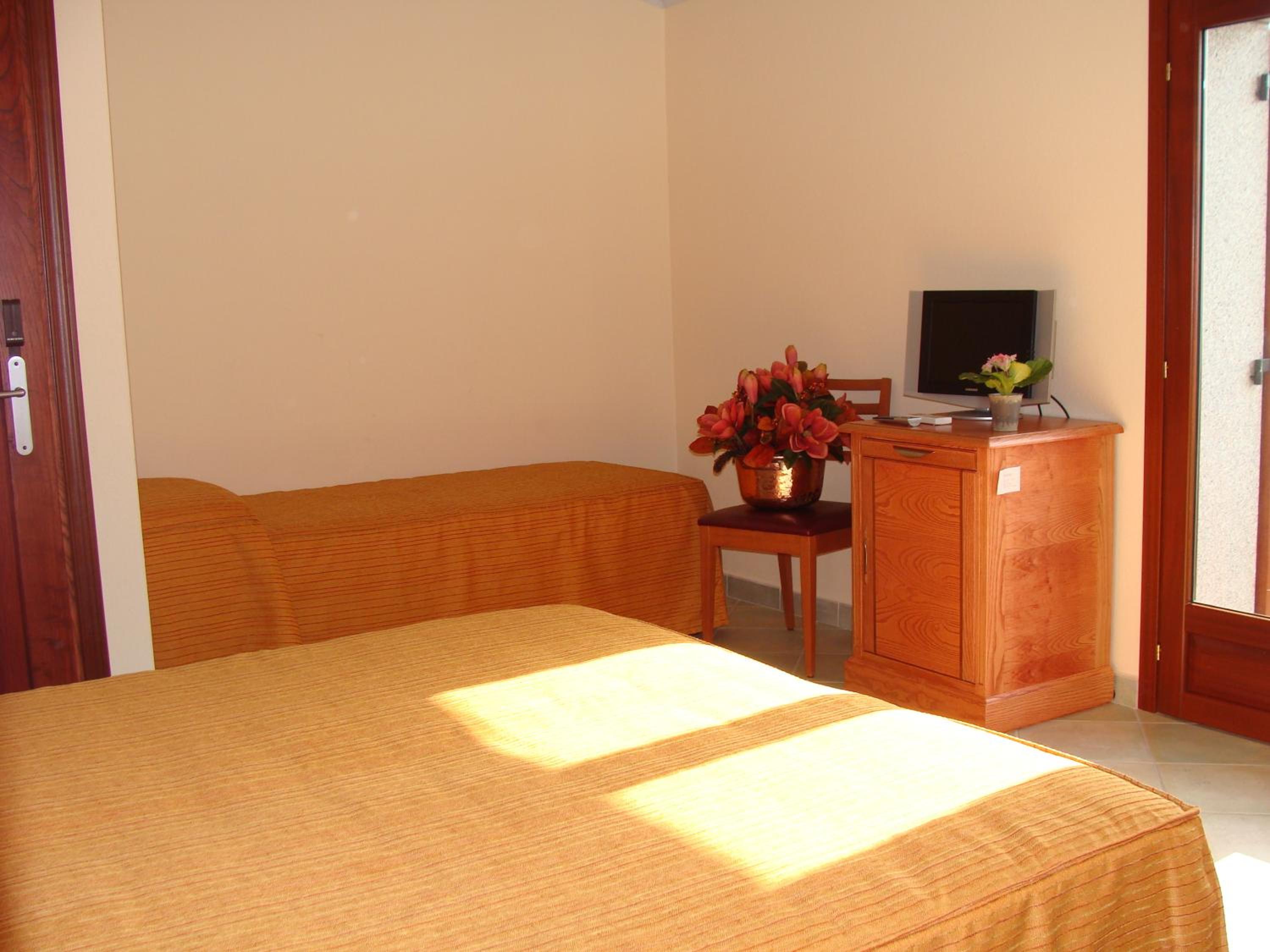 Triple Room with Balcony
