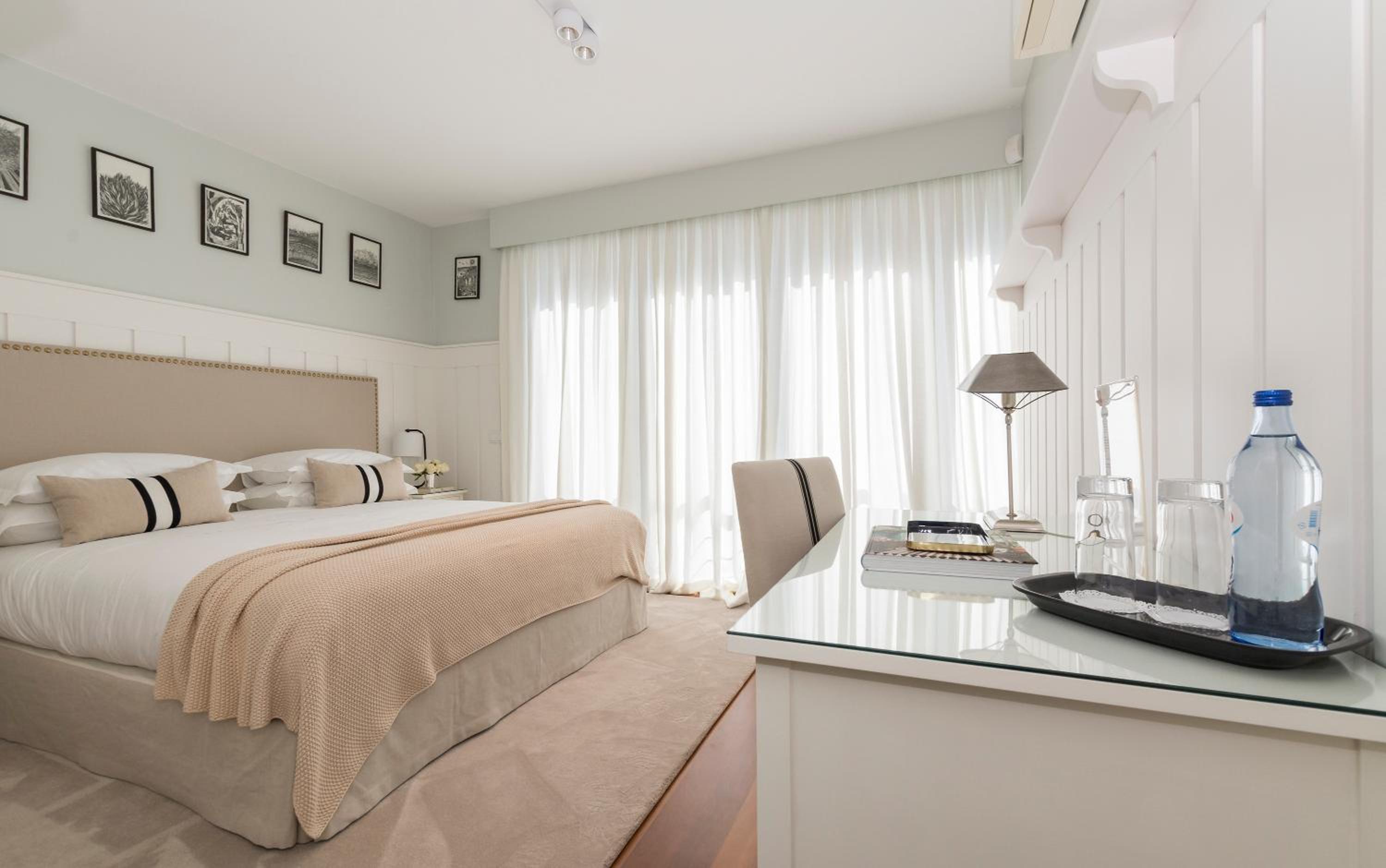 Deluxe Double Room with Spa Bath  photo 3