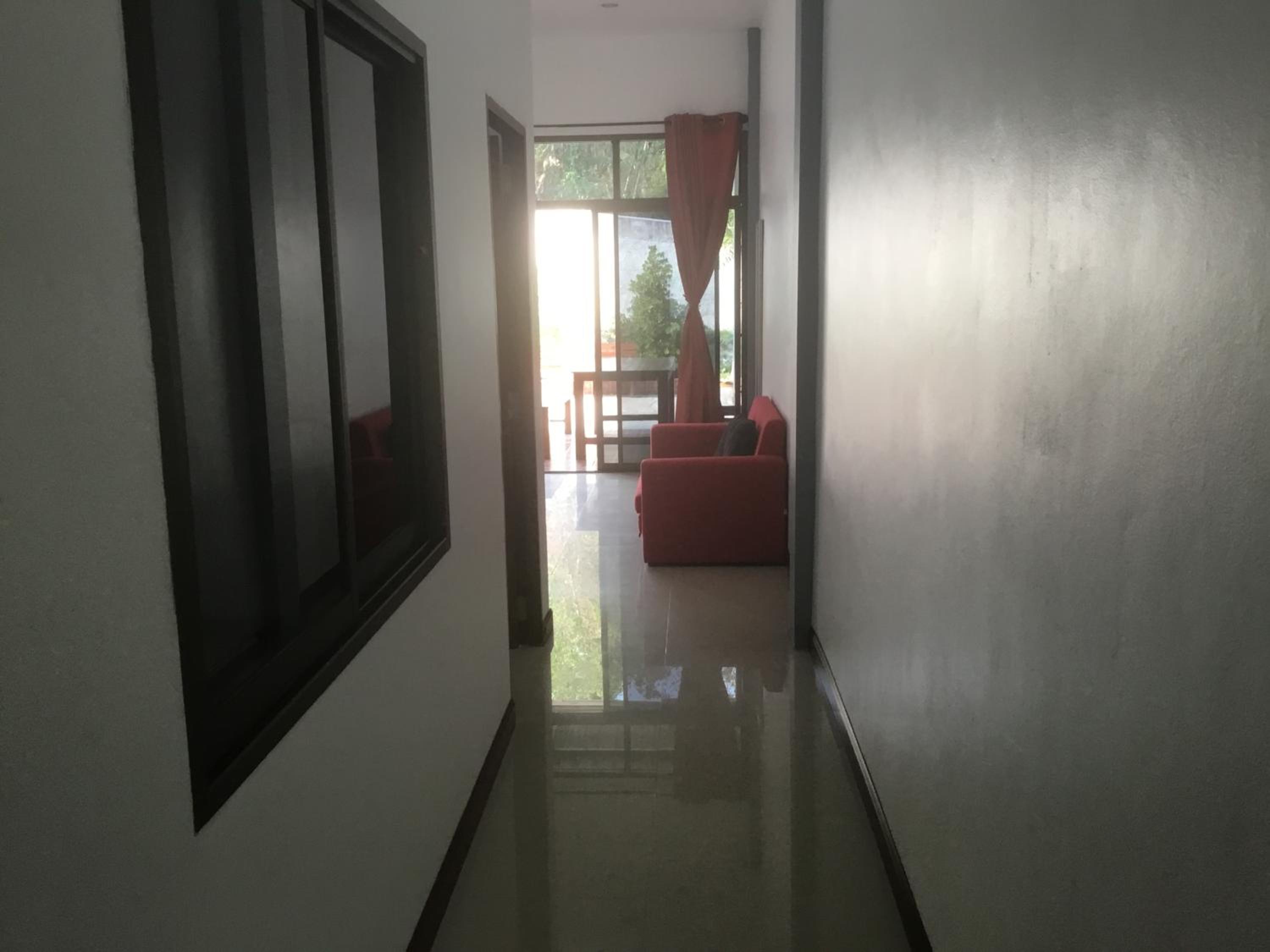 Two-Bedroom House - Photo 12