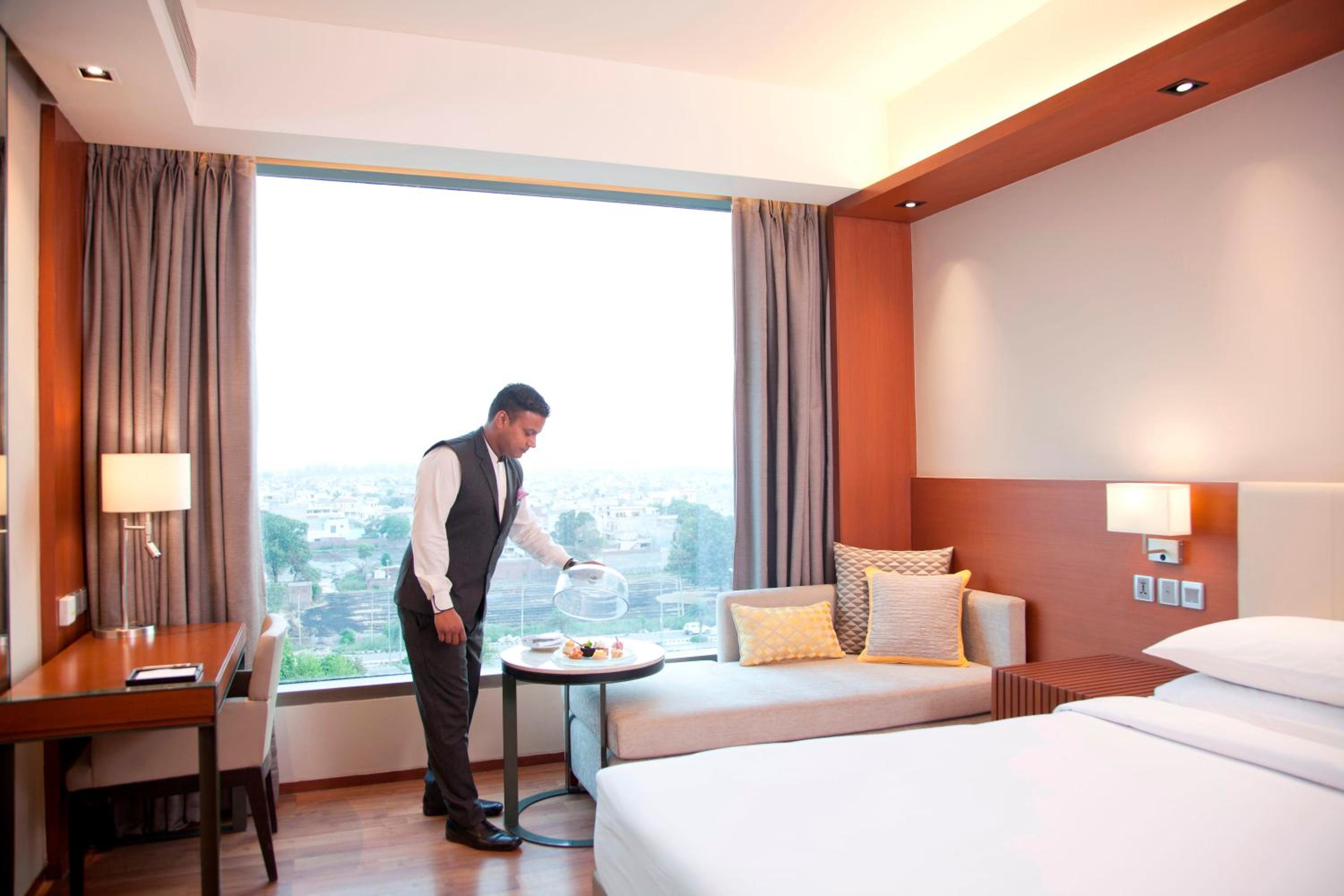 King Room with Pool View