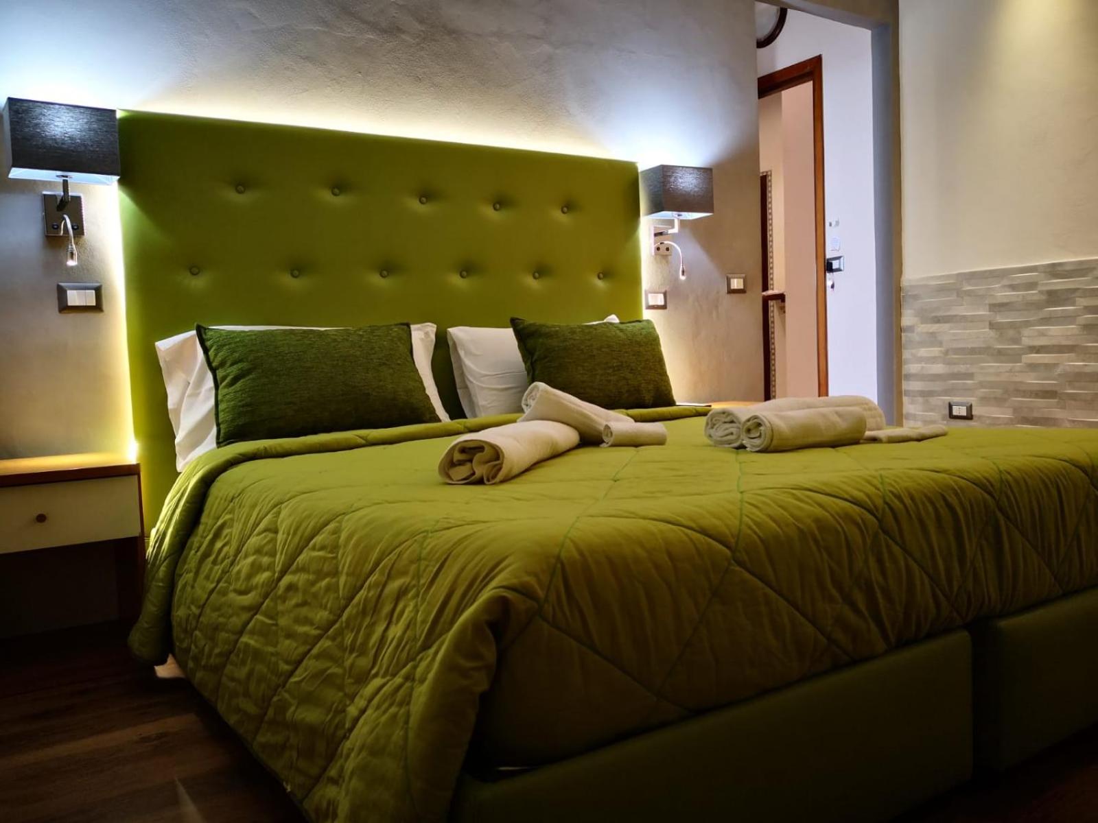 Triple Room - Photo 7