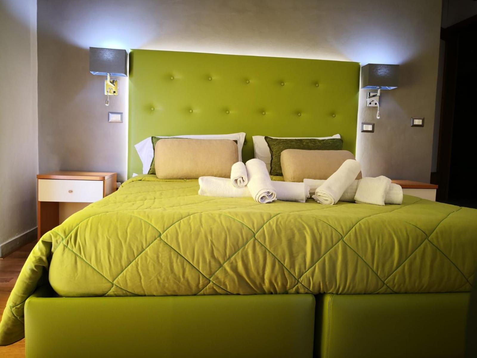 Triple Room - Photo 9