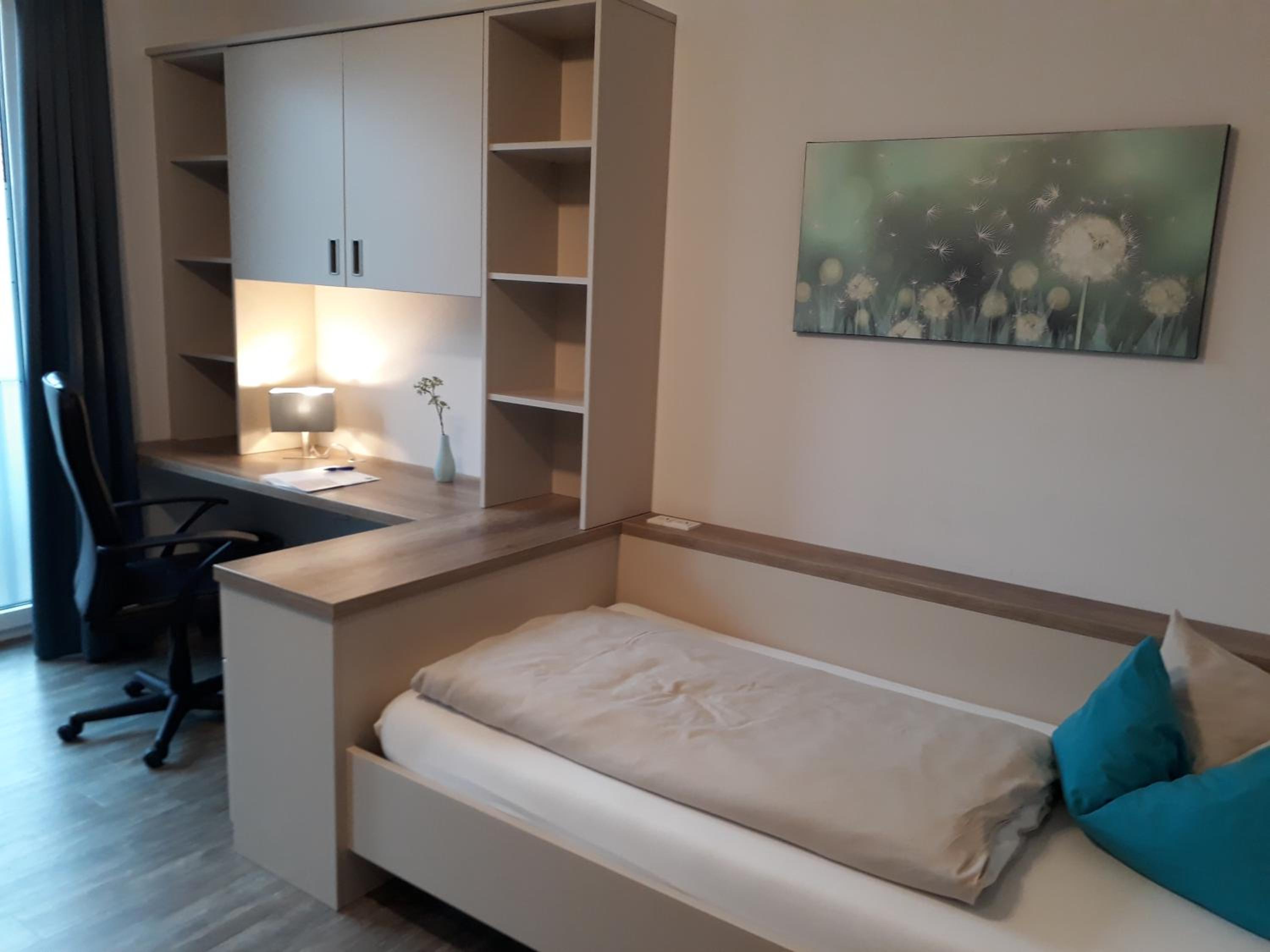 Apartment photo 1