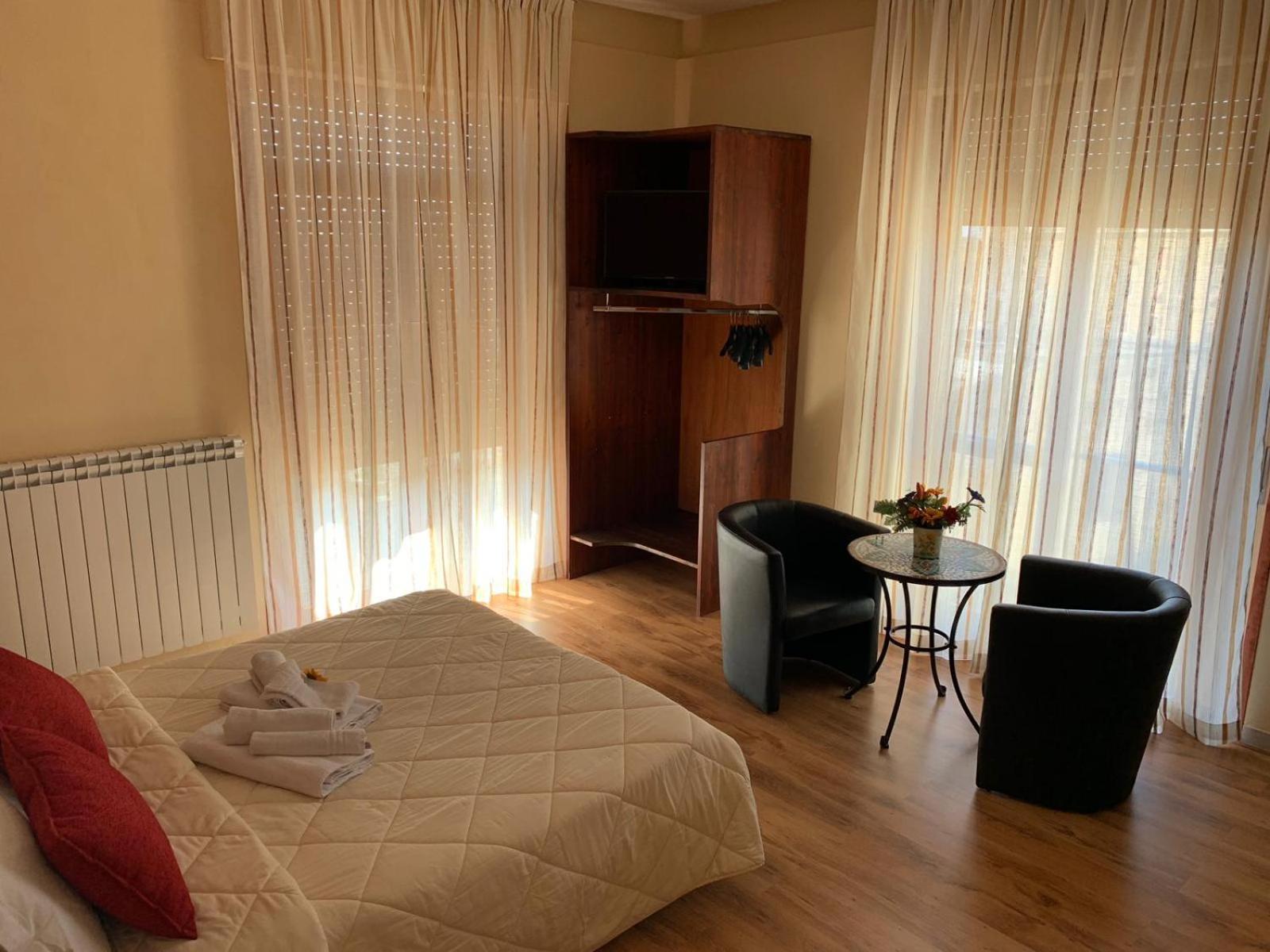 Superior Room with Square View - Photo 6