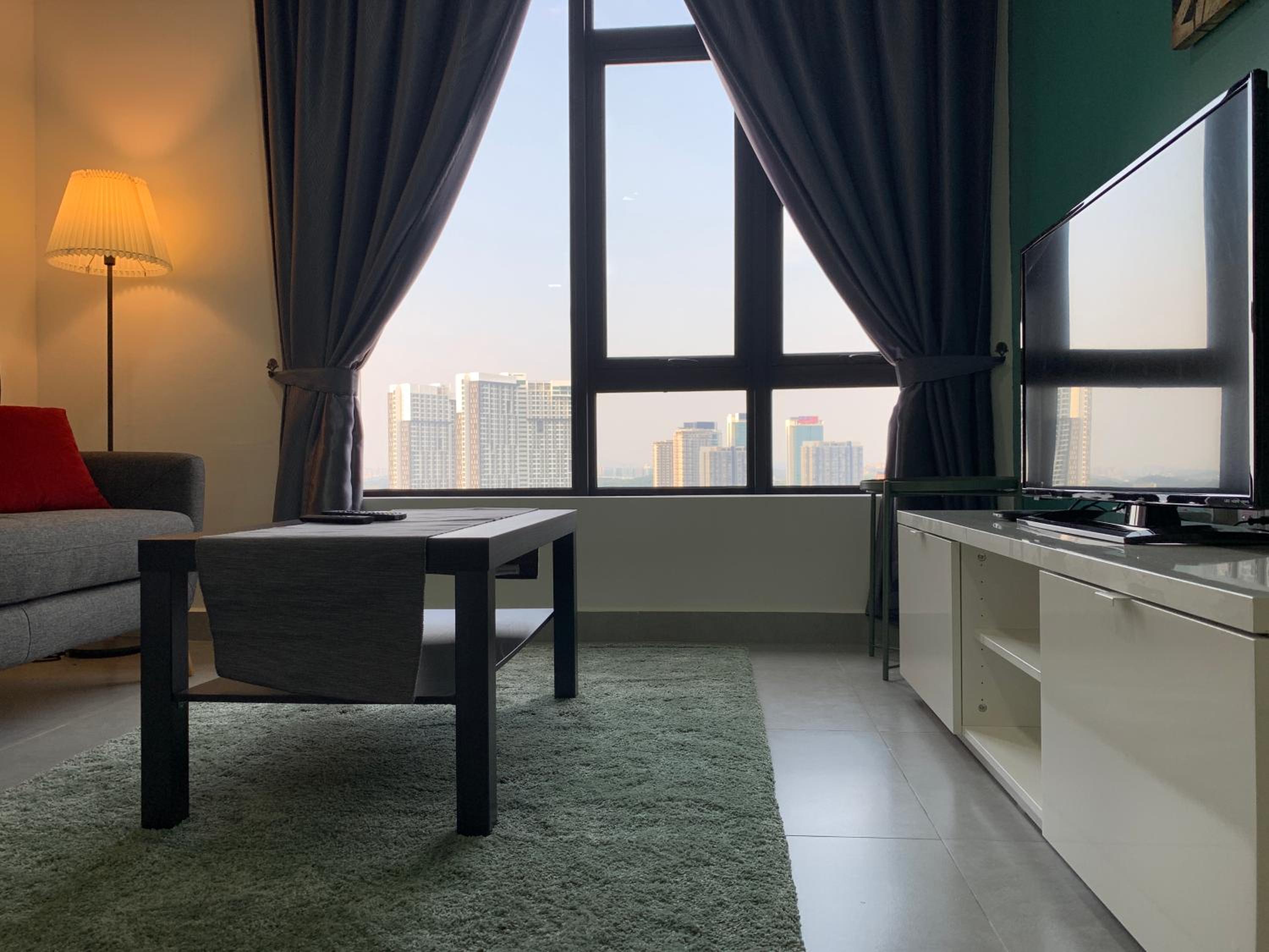 One-Bedroom Apartment photo 2