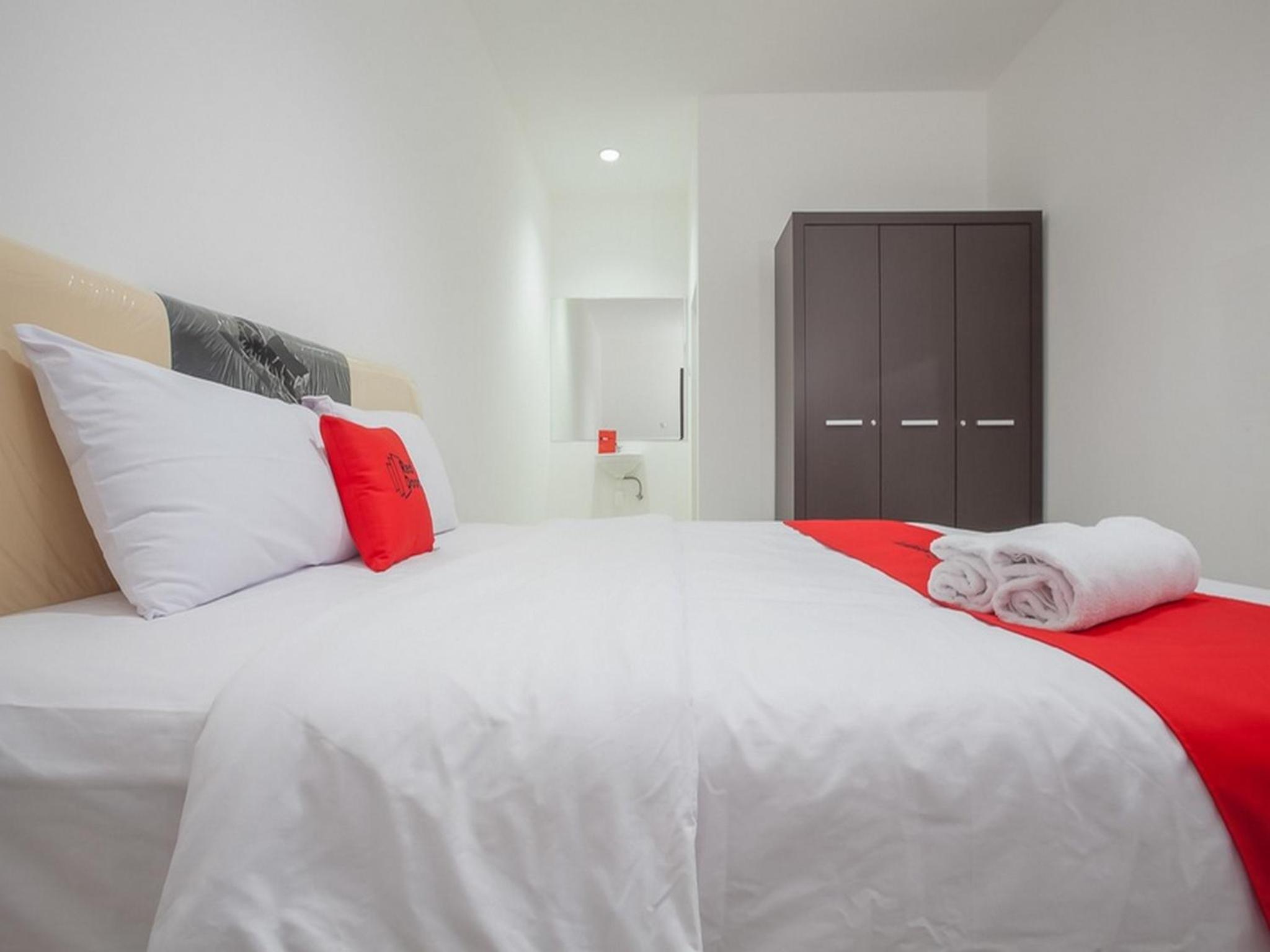 Double Room - Photo 7