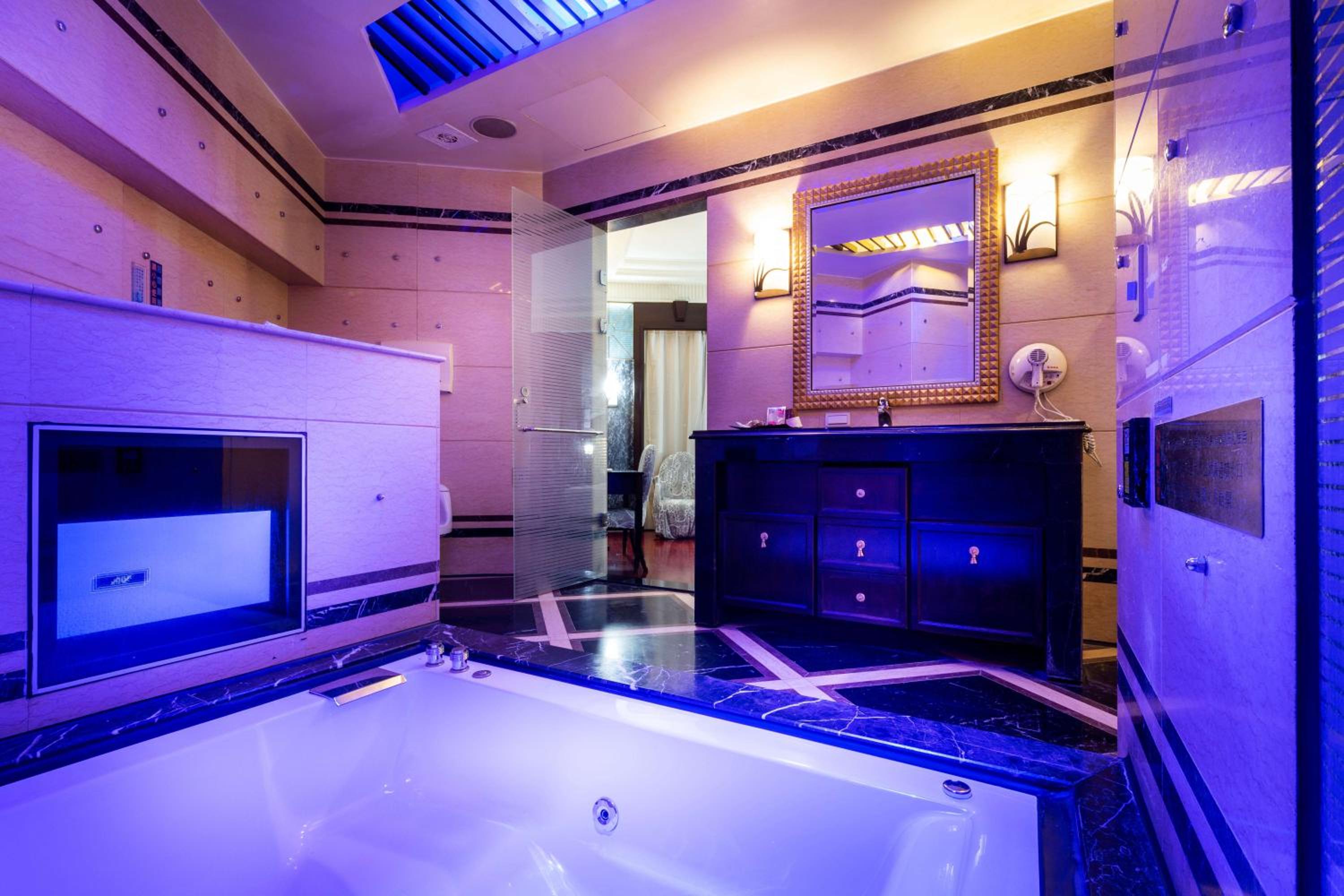 Superior Double Room - Photo 12