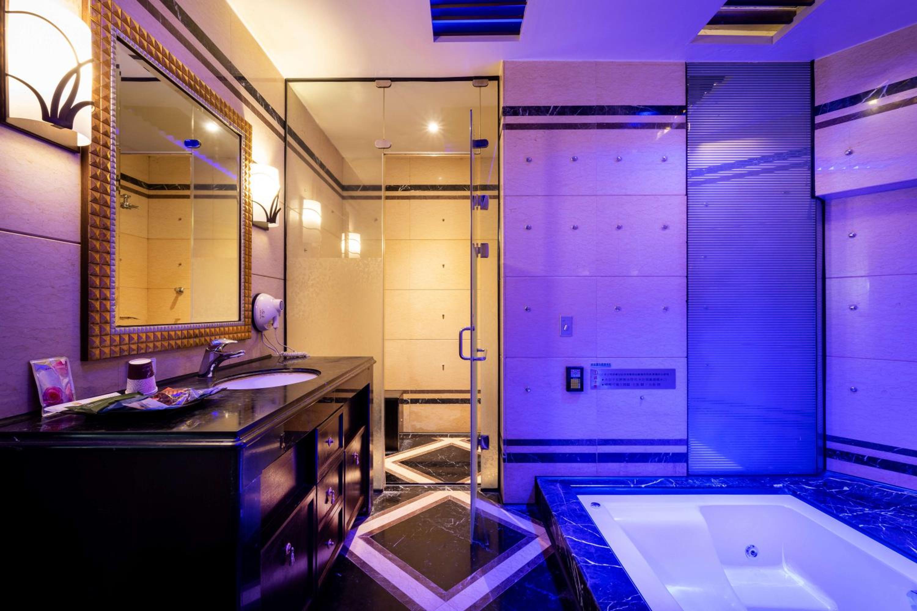 Superior Double Room - Photo 2