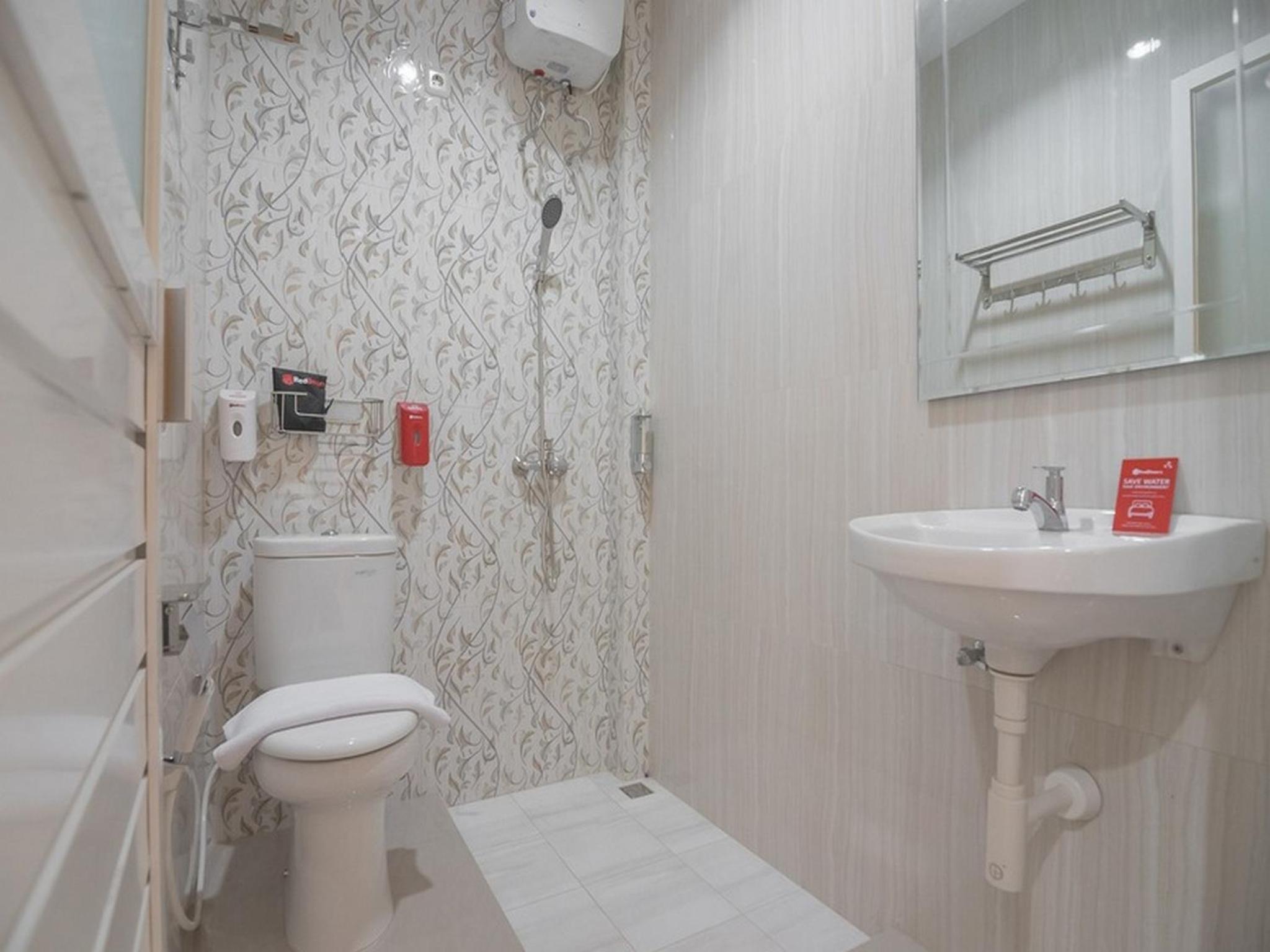 Double Room - Photo 10