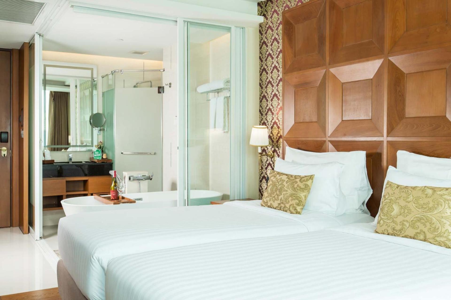 Superior Double or Twin Room photo 3