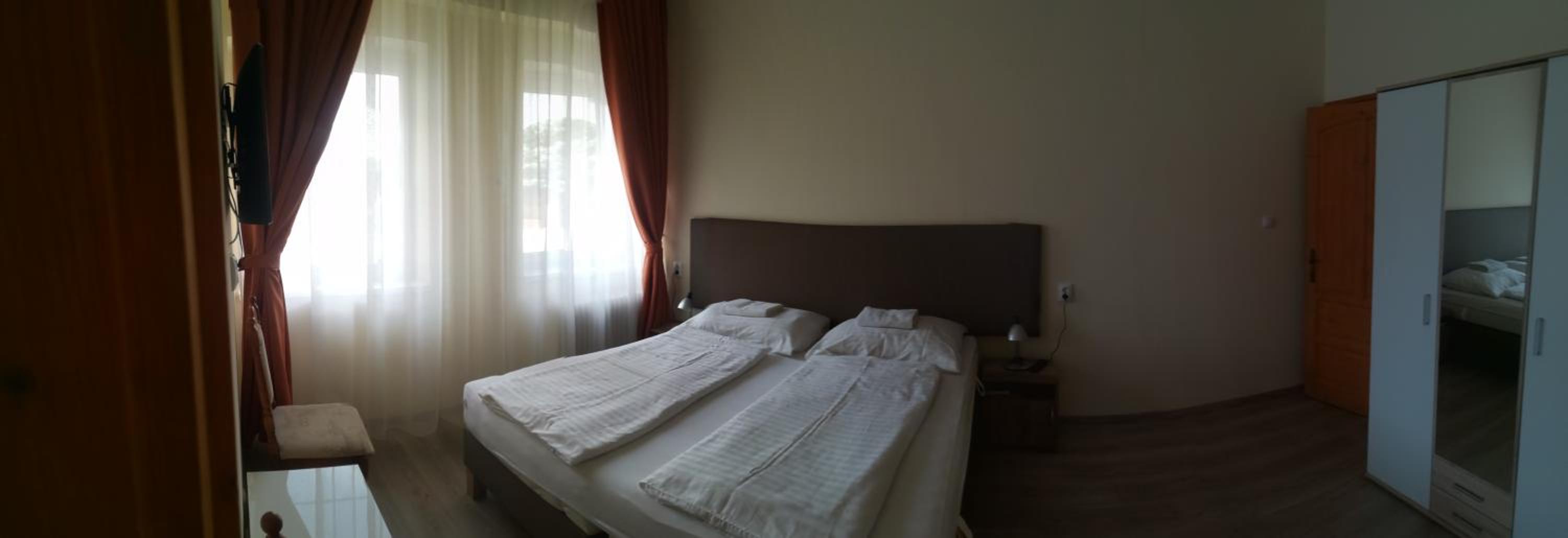 Twin Room photo 2