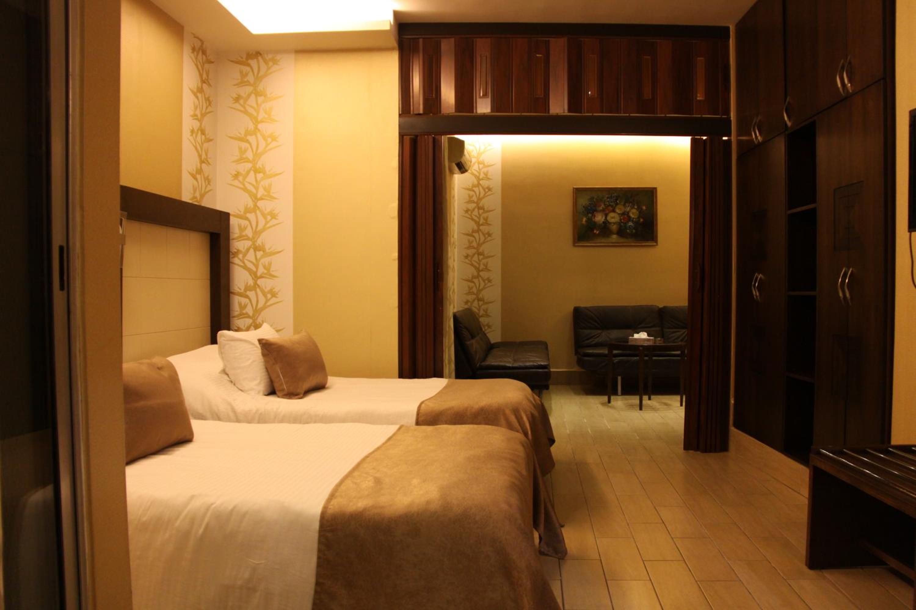 Deluxe Suite with Sea View
