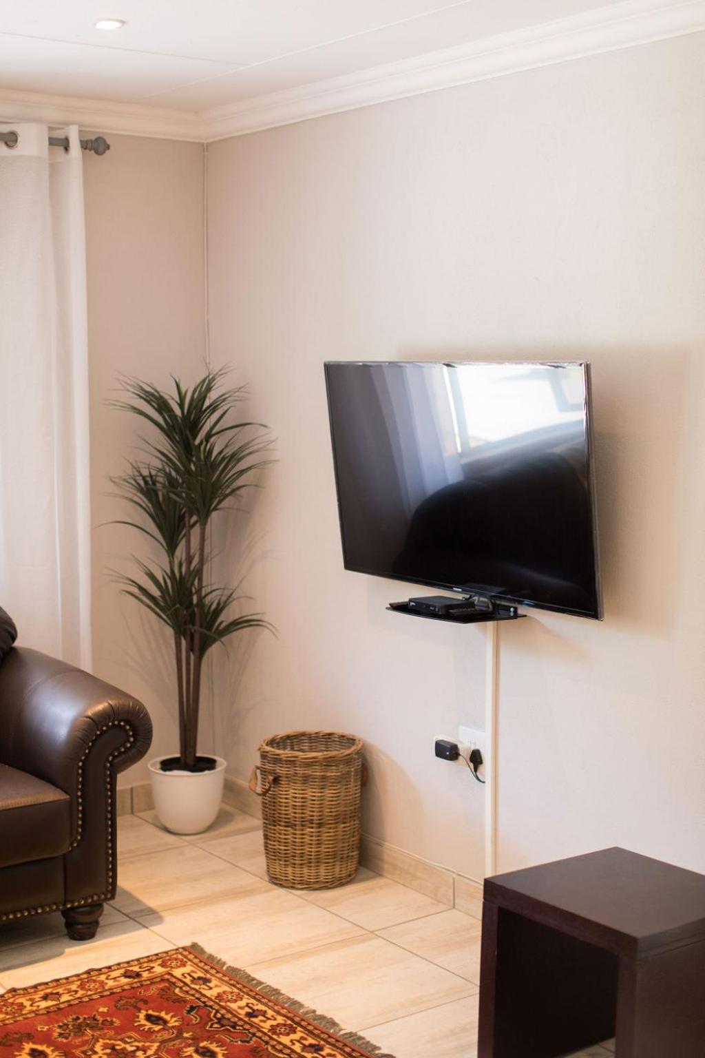 Apartment - Photo 48