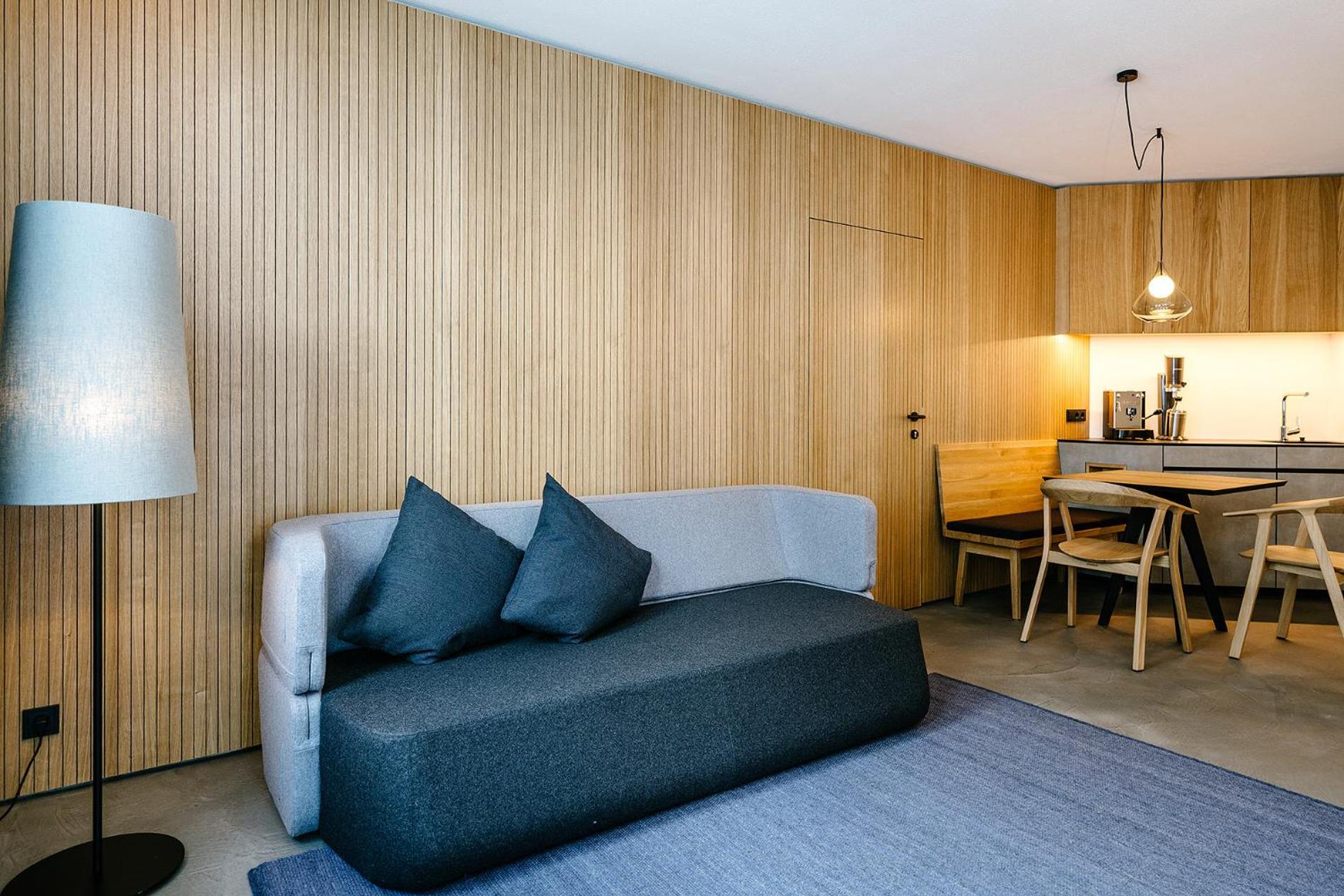 Deluxe Suite - Photo 17