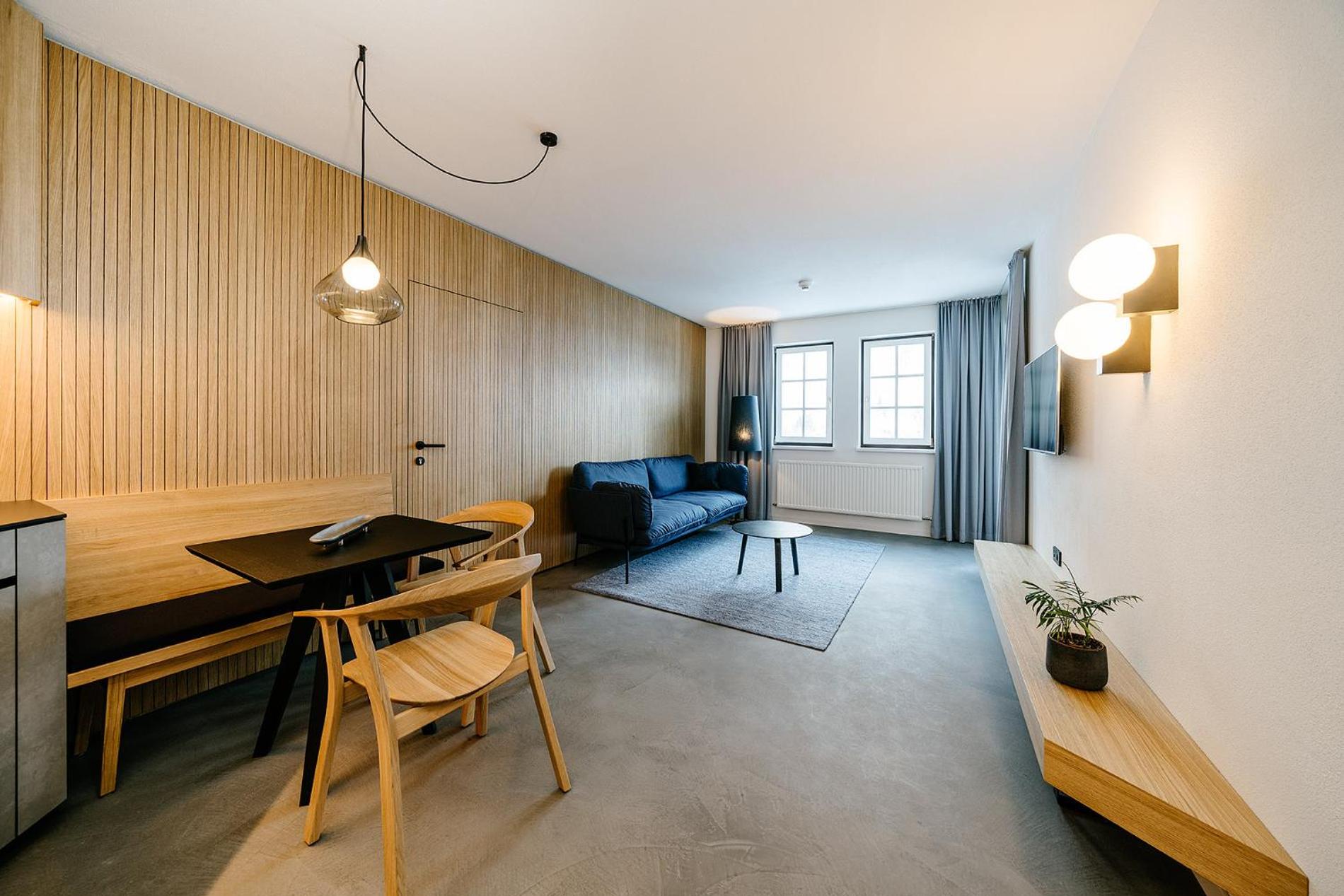 Deluxe Suite - Photo 22