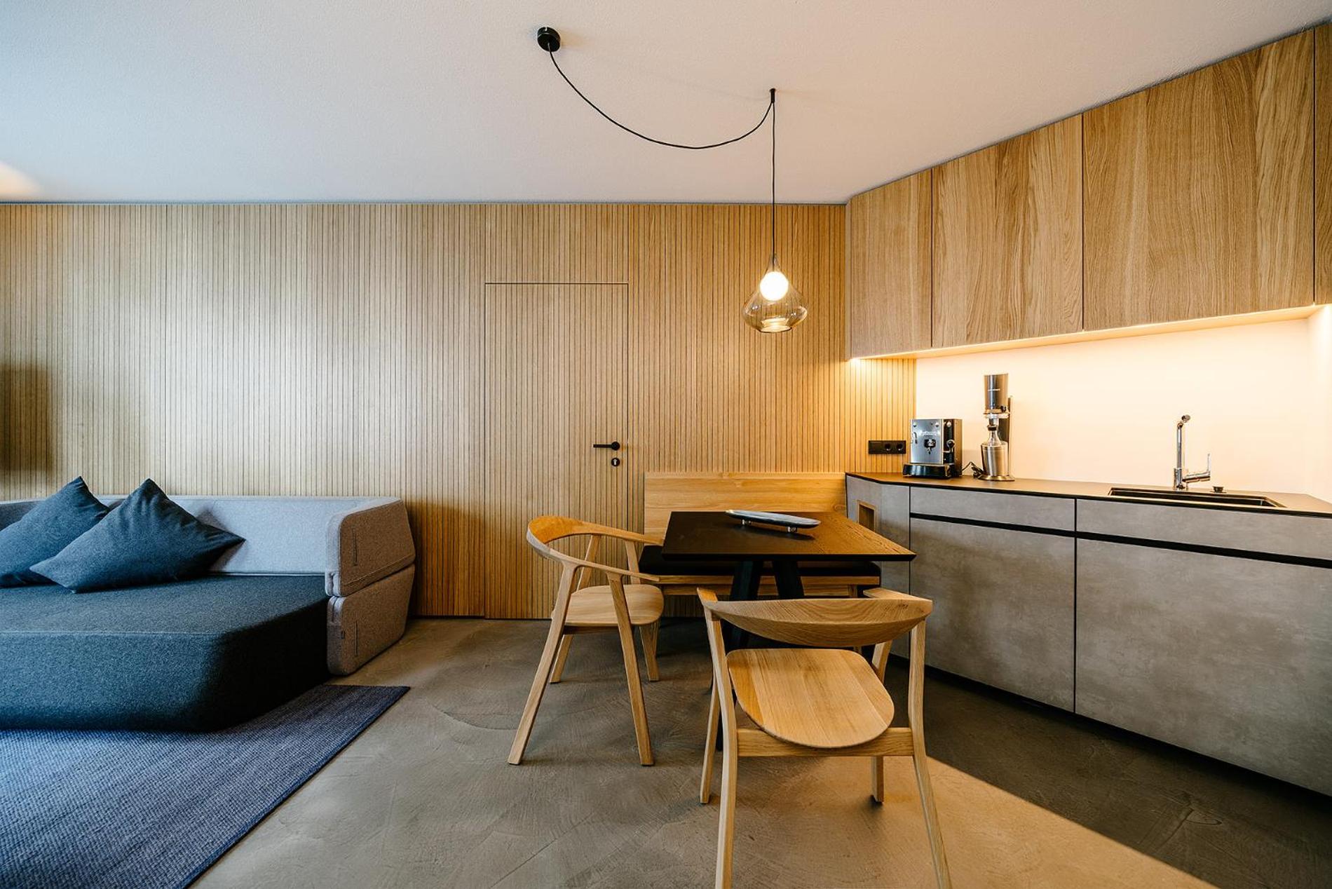 Deluxe Suite - Photo 14