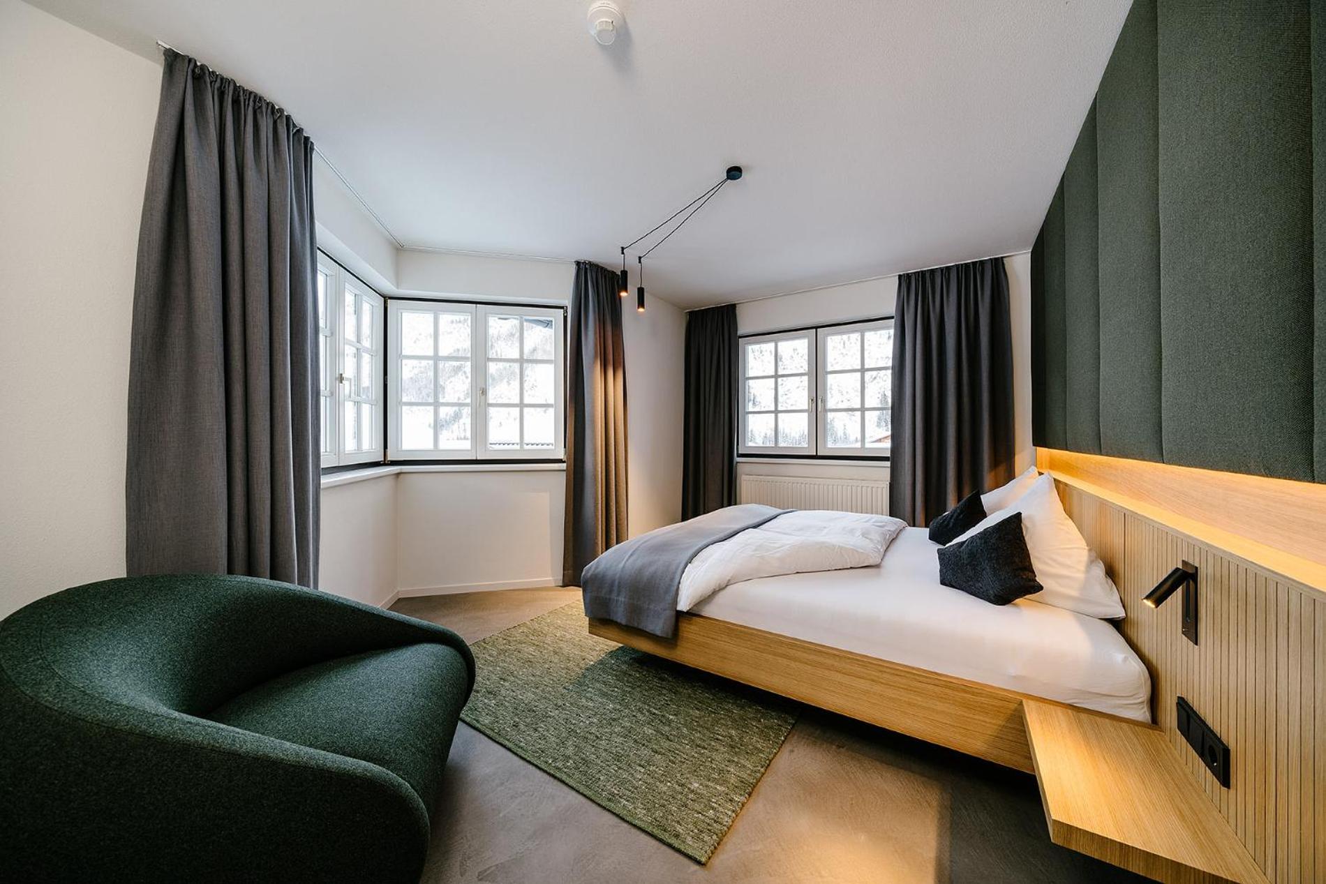 Deluxe Suite - Photo 10
