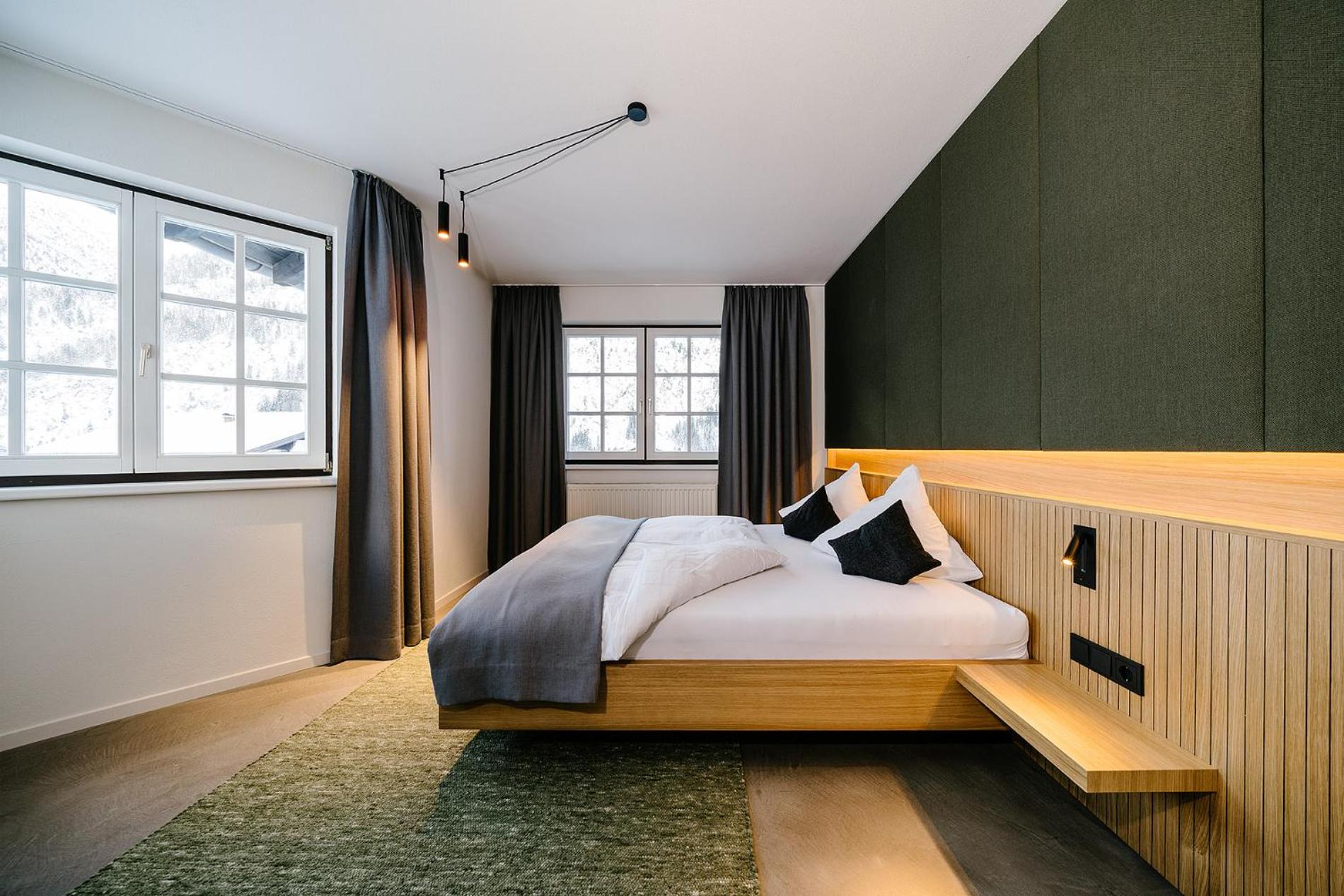 Deluxe Suite - Photo 5
