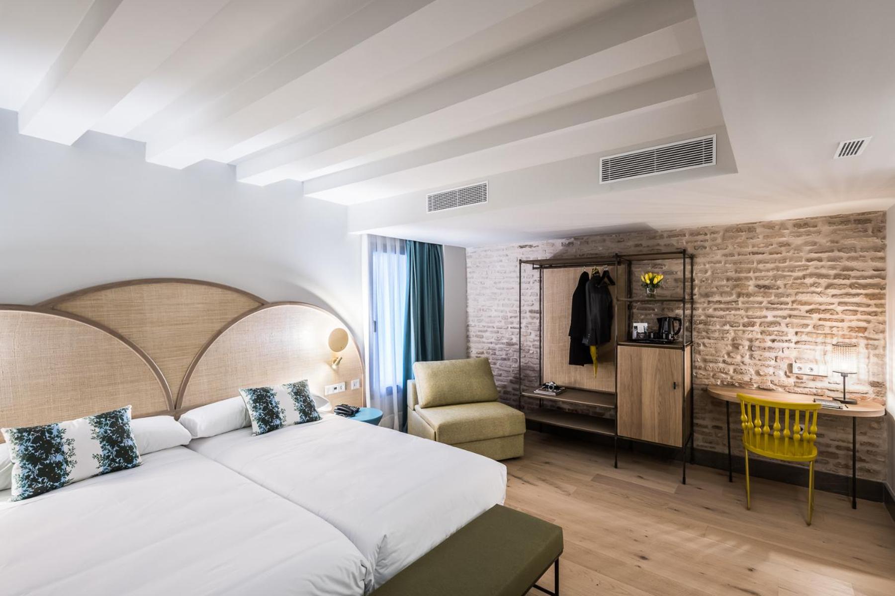 Double or Twin Room - Photo 1