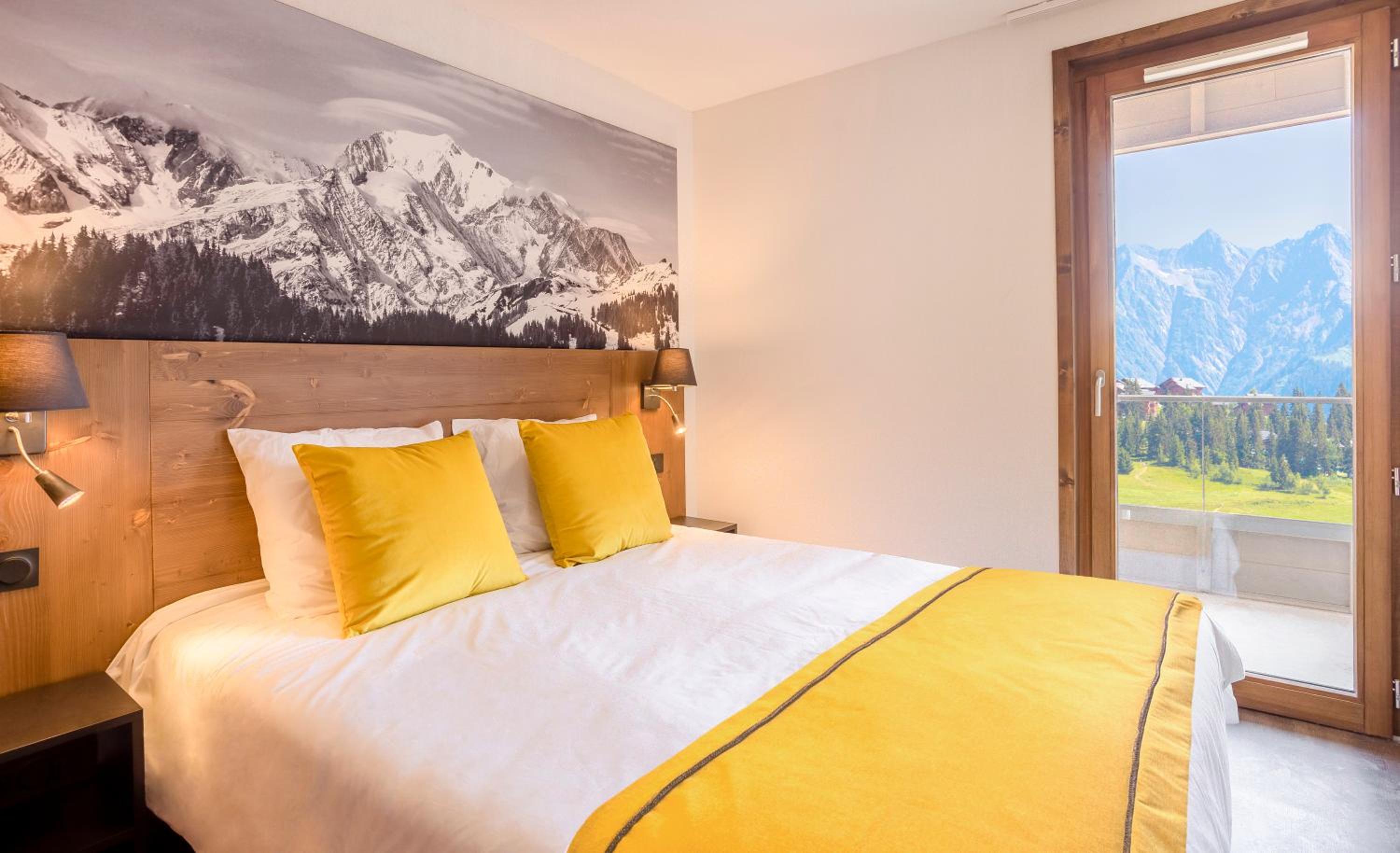 Three-Bedroom Premium - 8 Persons