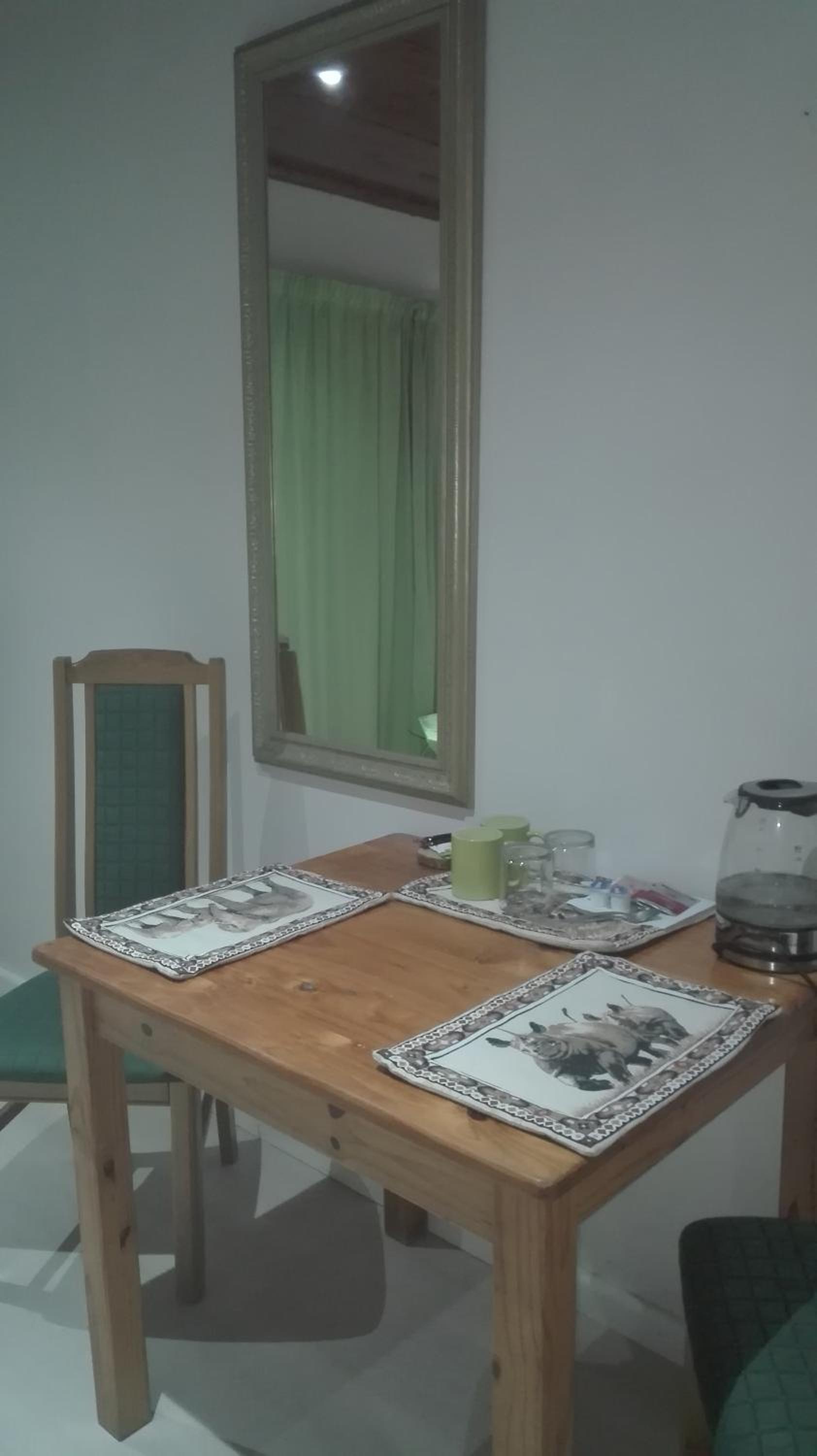 Double Room with Private Bathroom - Photo 12